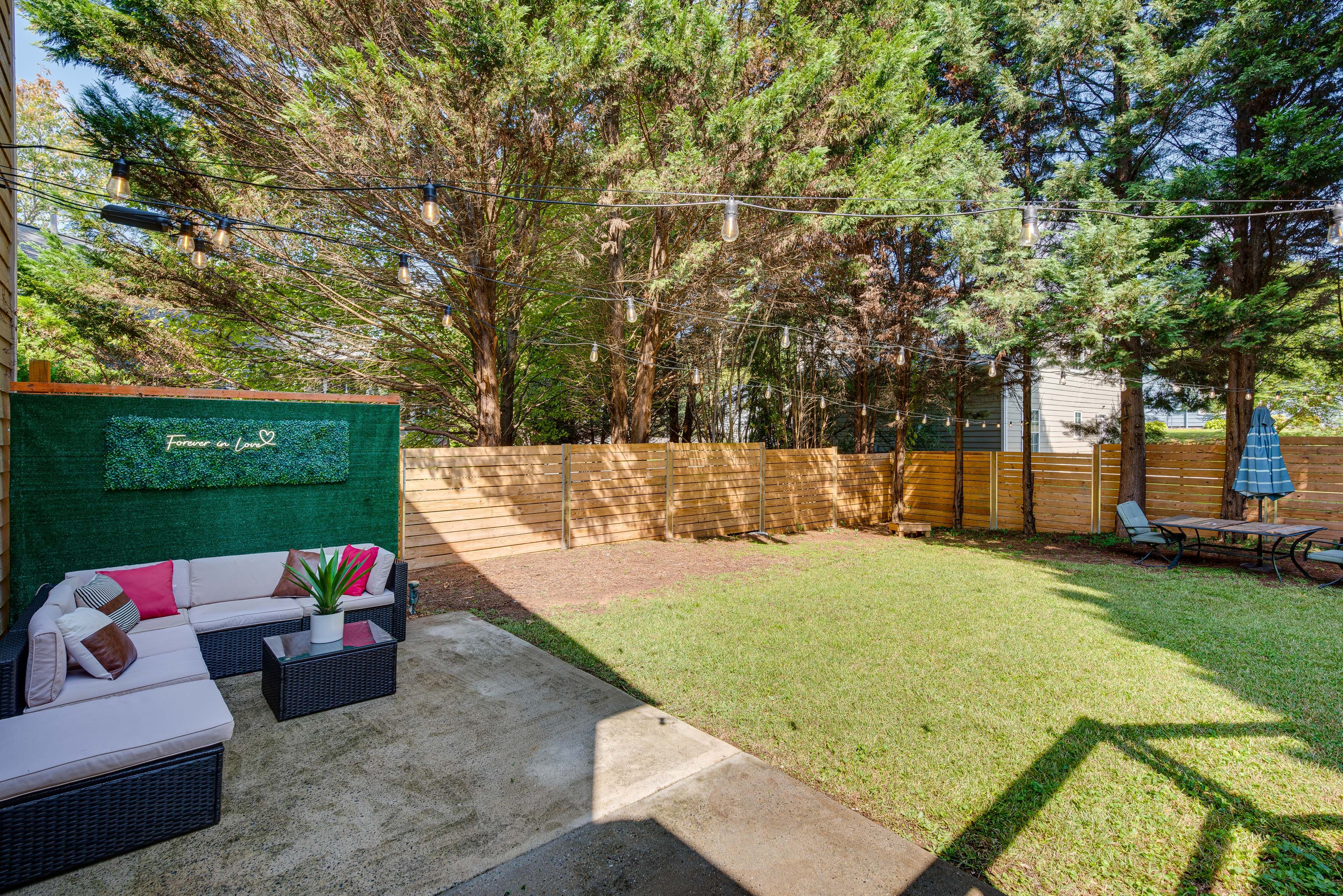 Patio | Seating