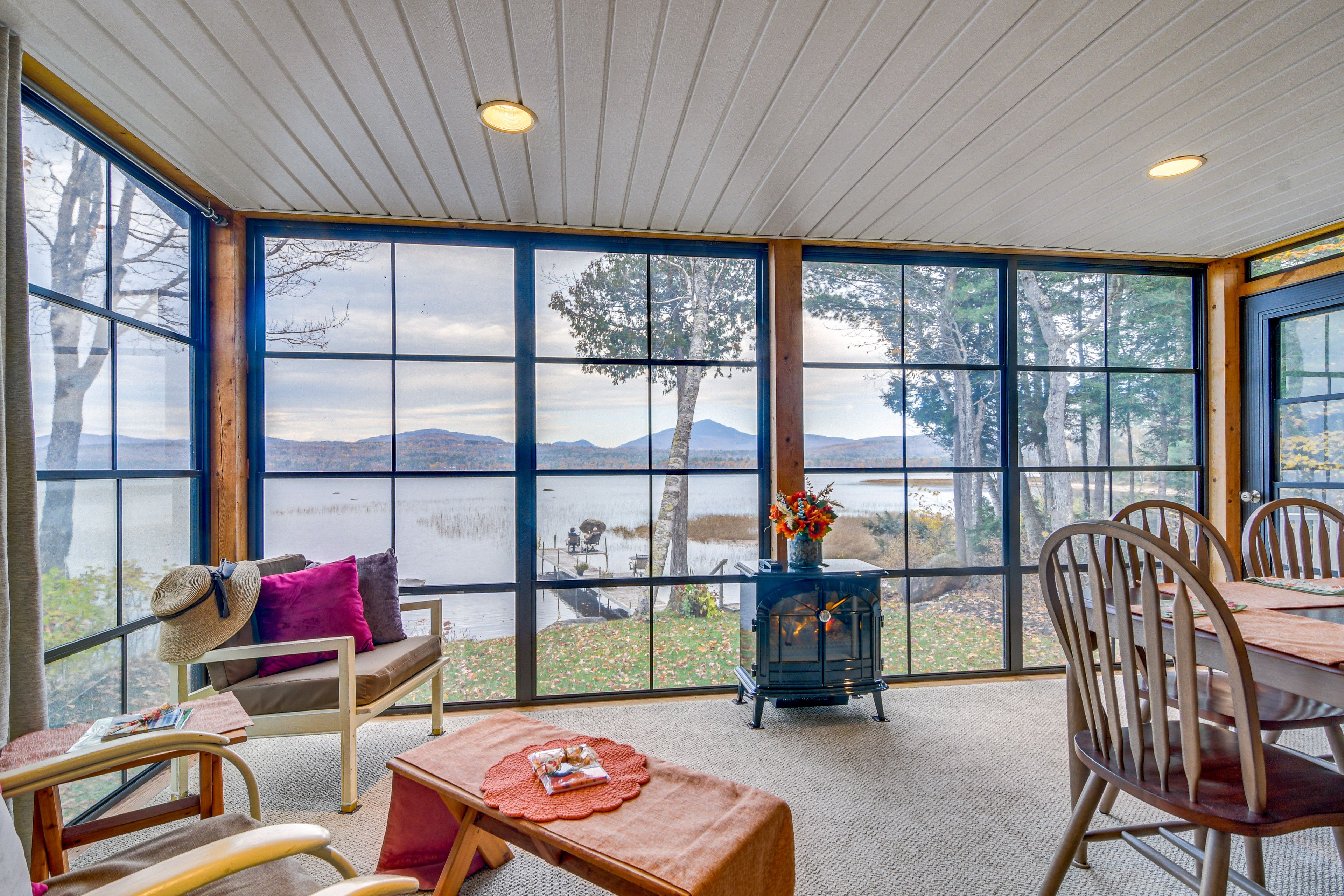 Sunroom | Electric Fireplace