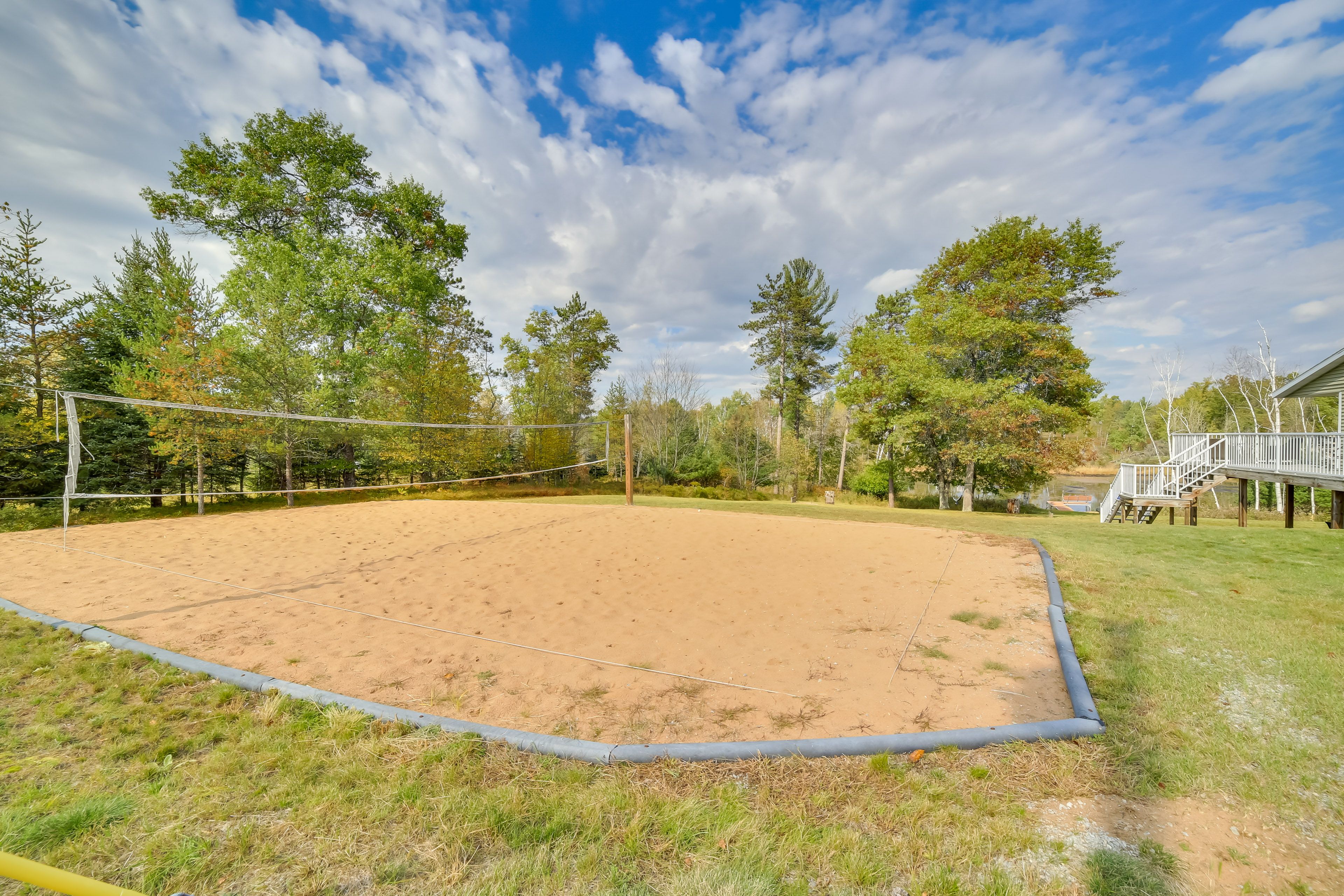 Volleyball Court | Horseshoes