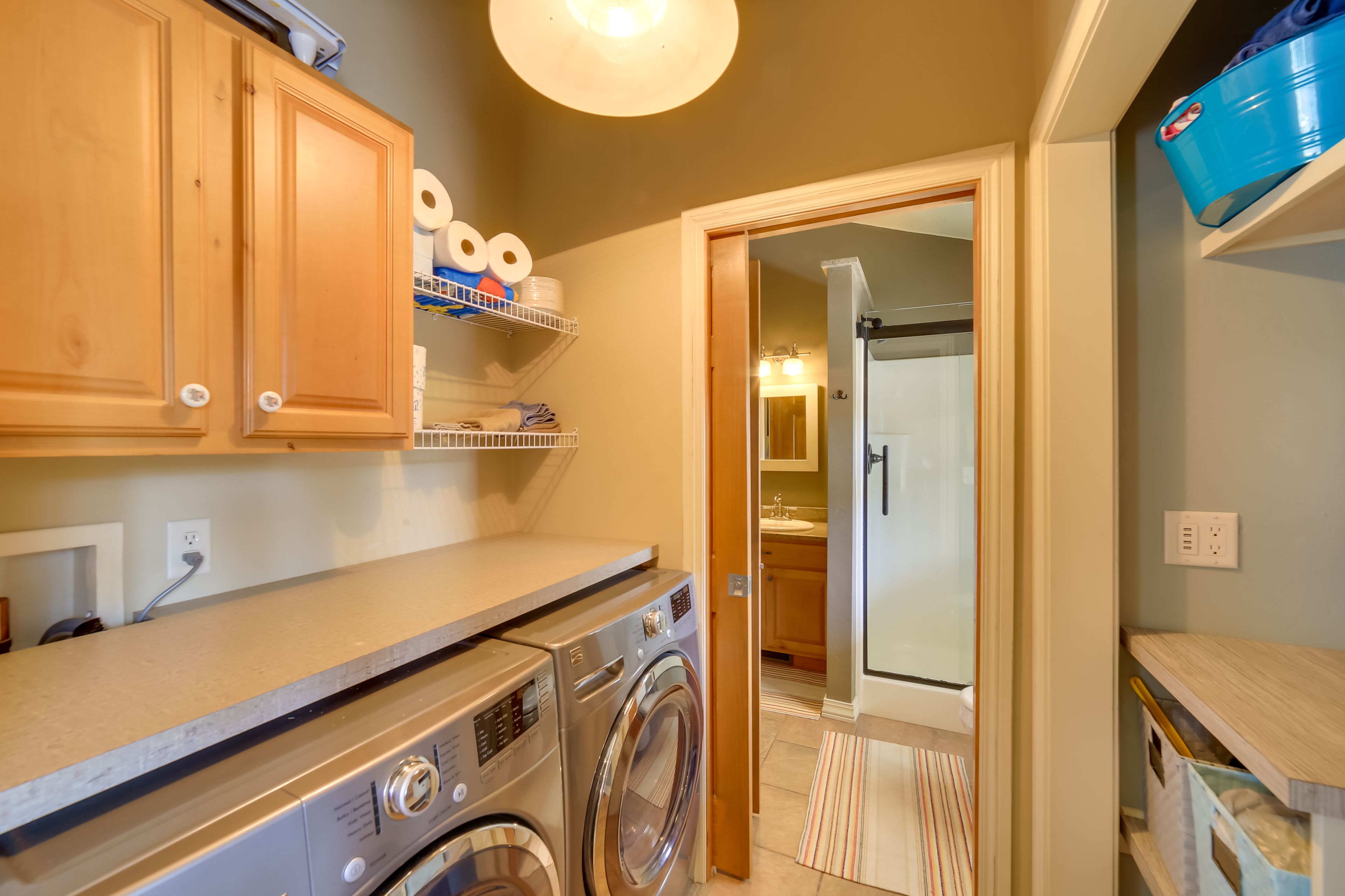 Washer + Dryer
