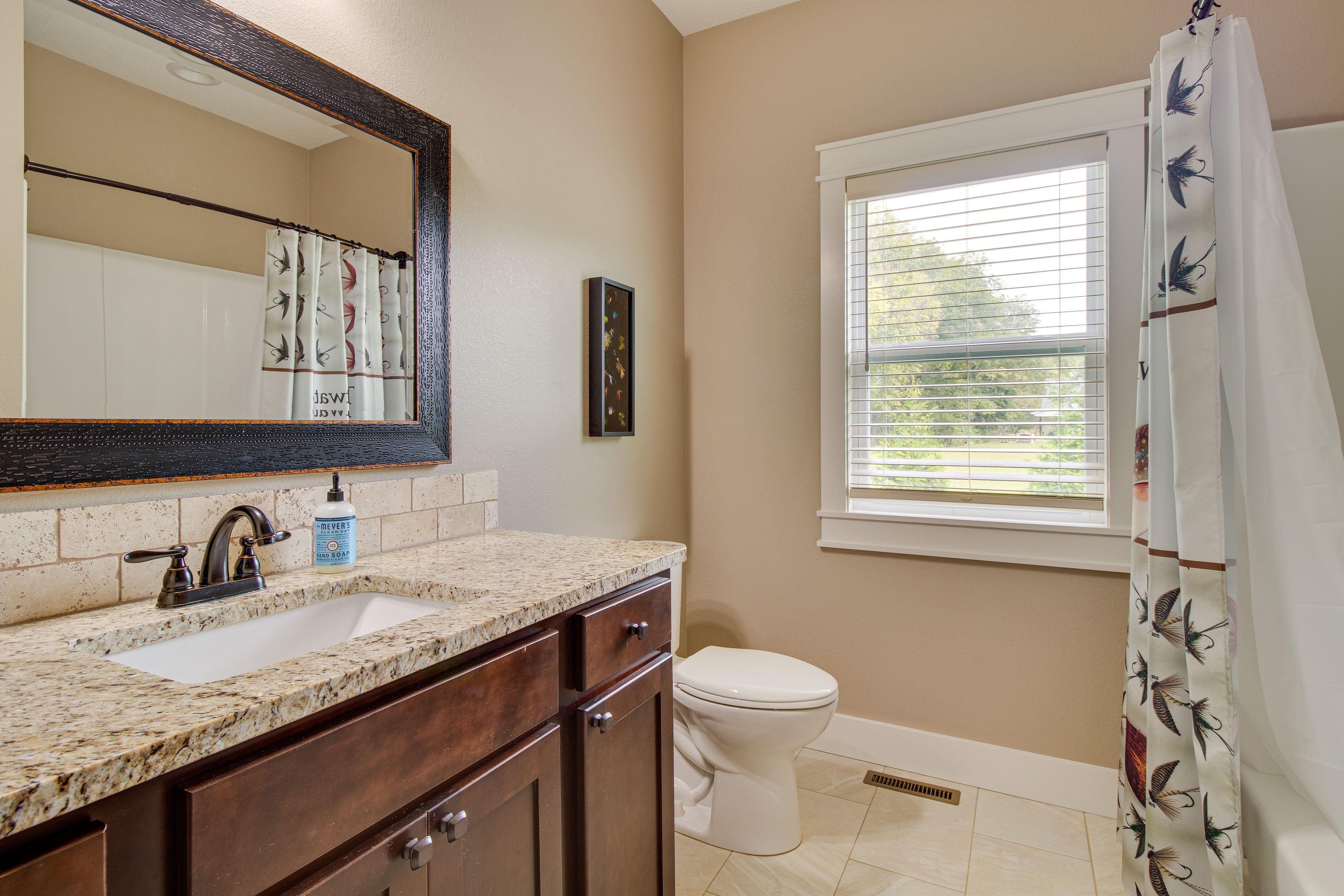 Bathroom | Towels Provided | Complimentary Toiletries