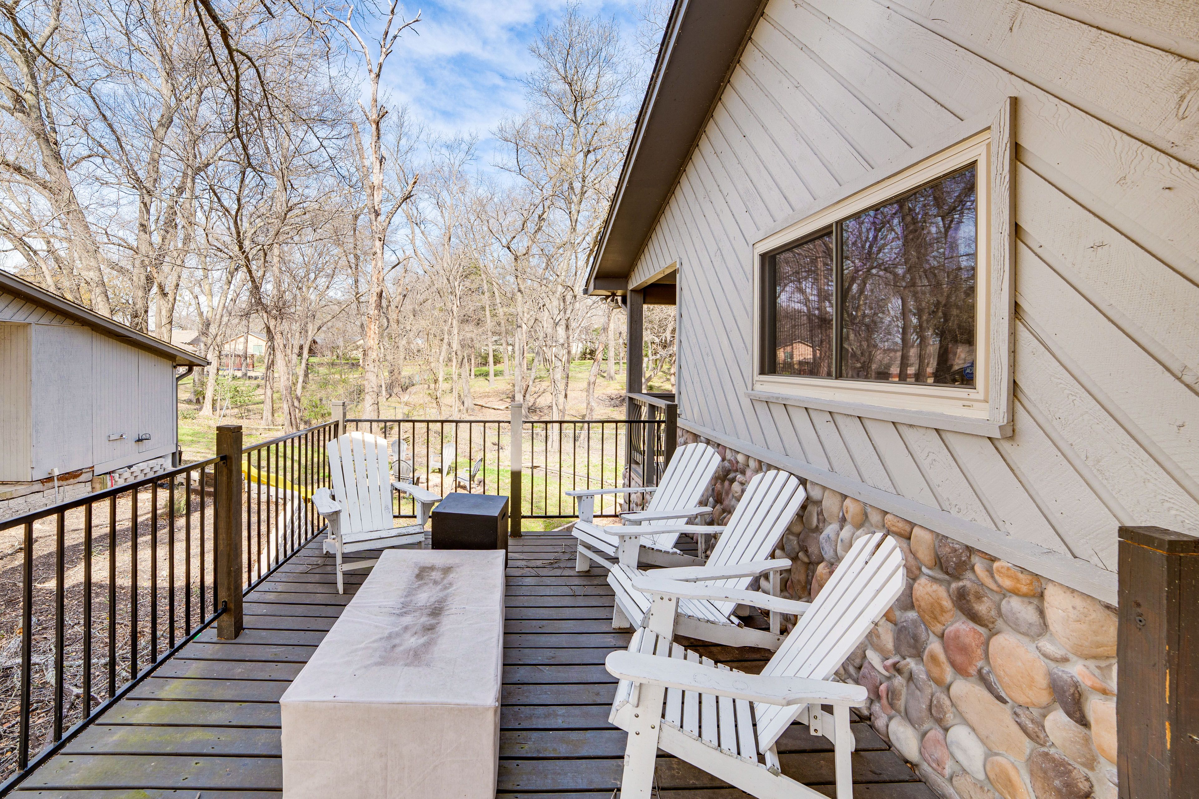 Deck | Front Entry | Gas Fire Pit