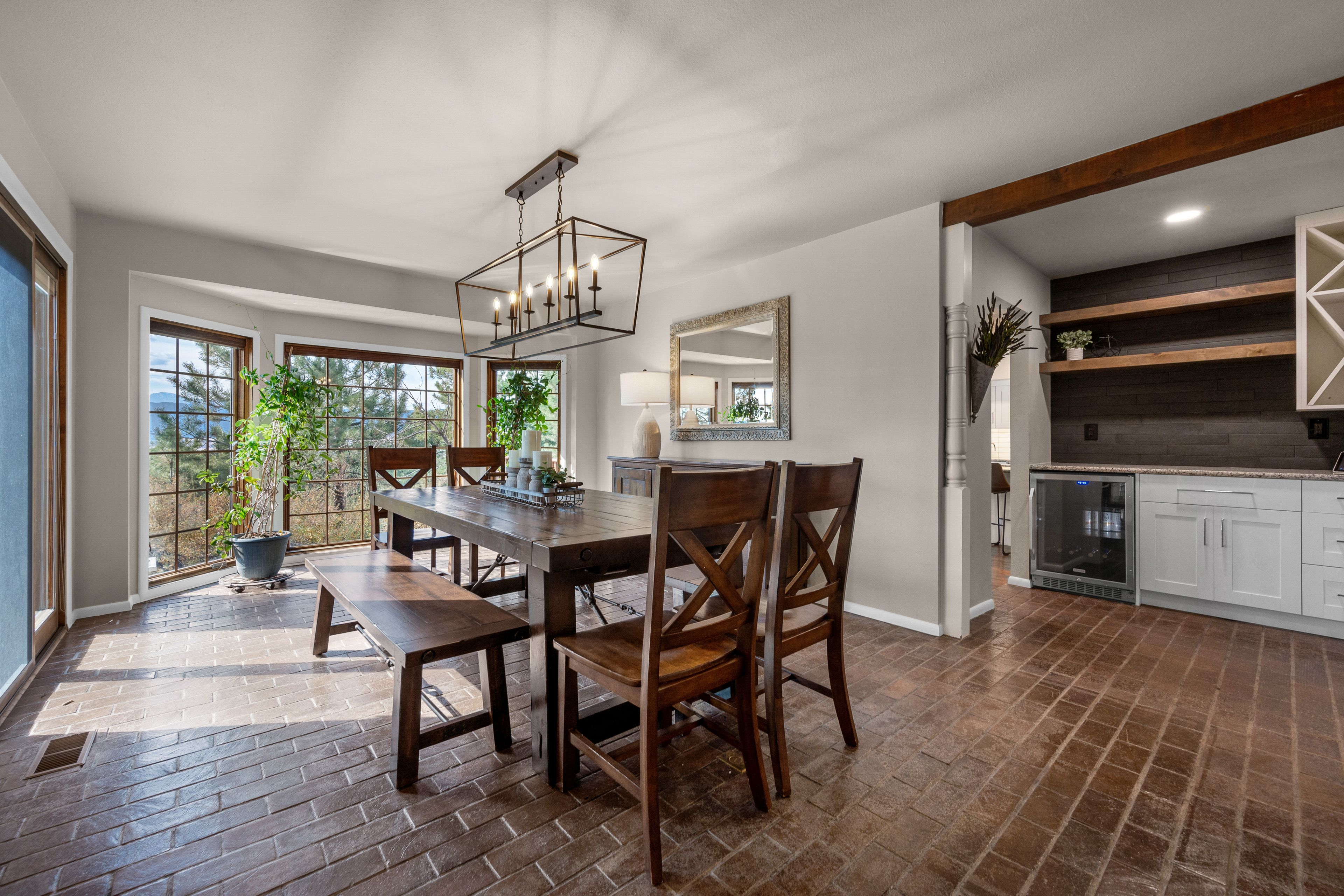 Dining Room | Dishware & Flatware Provided