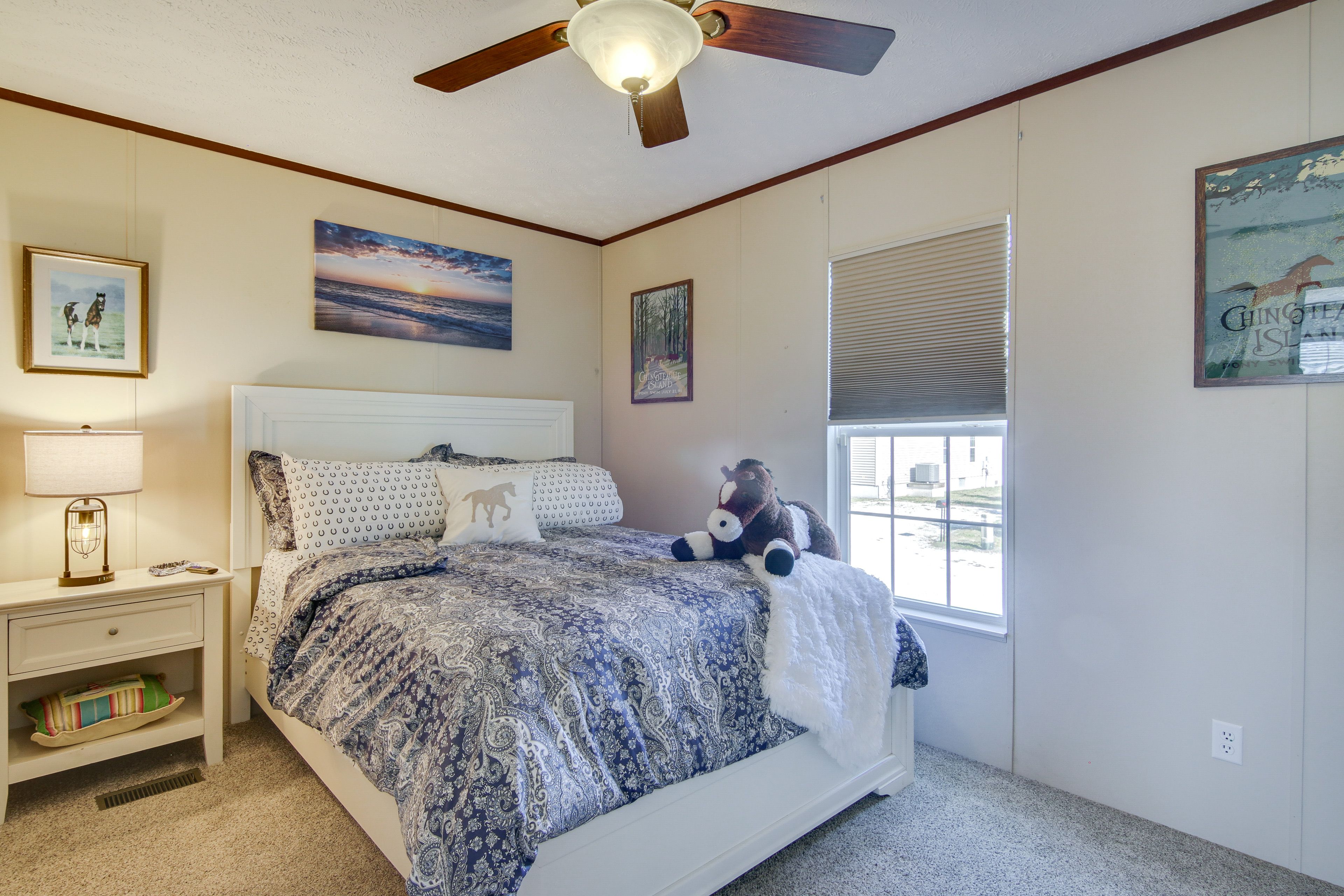 Bedroom 2 | Queen Bed