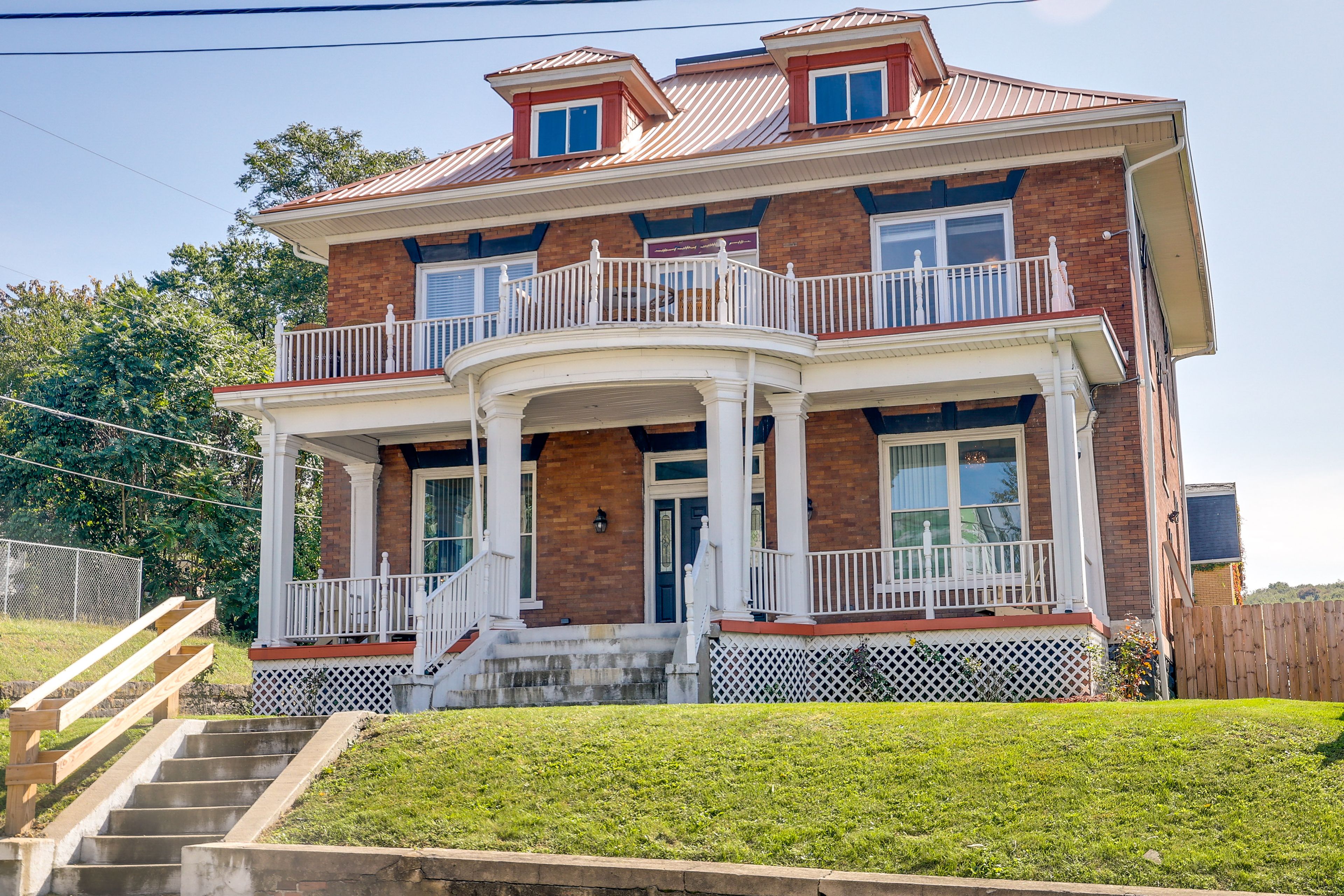 Connellsville Vacation Rental | 6BR | 3BA | 5,000 Sq Ft | Stairs Required