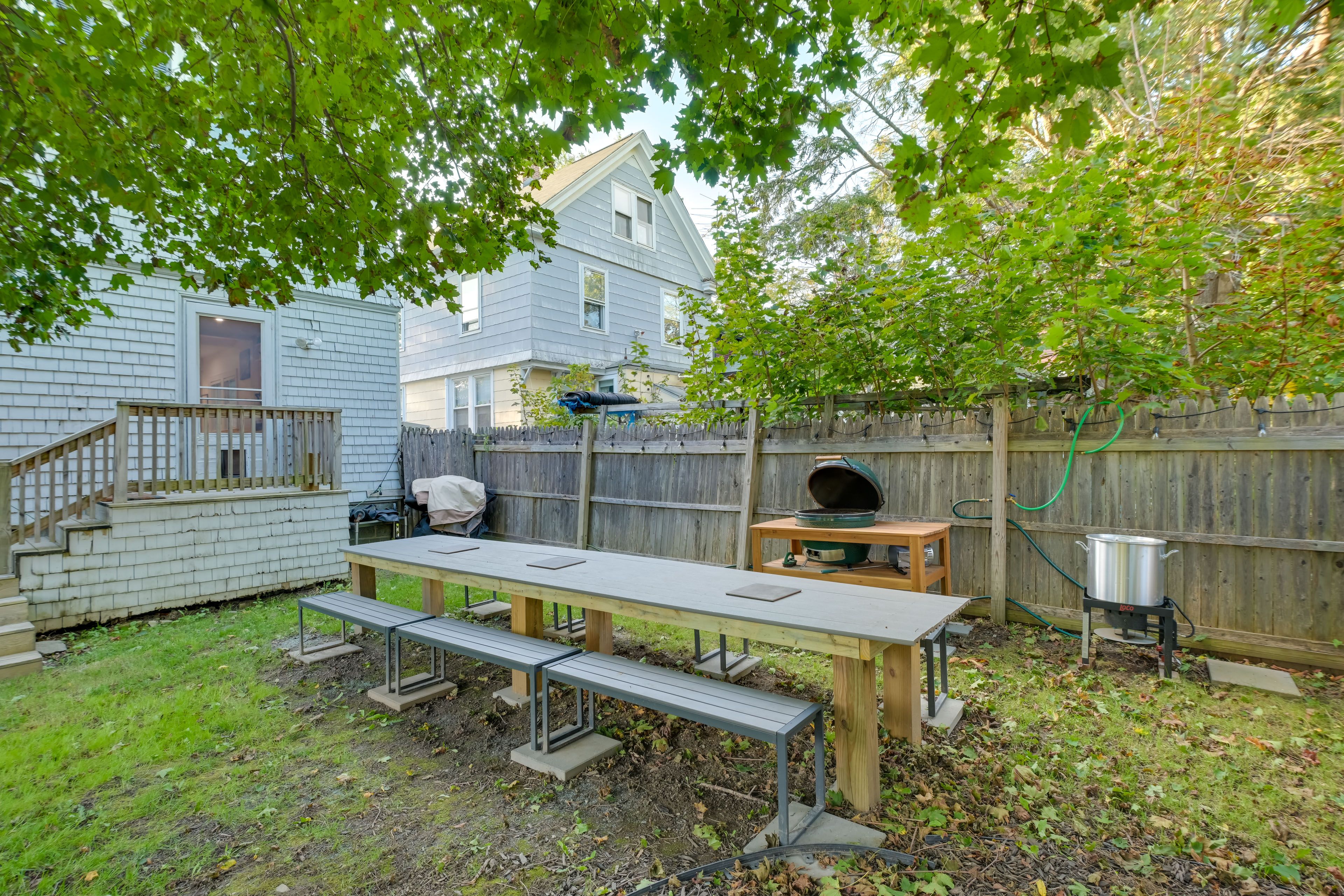 Private Yard | Charcoal Egg Grill | Gas Lobster Pot | 2 Hammocks | Fire Pit