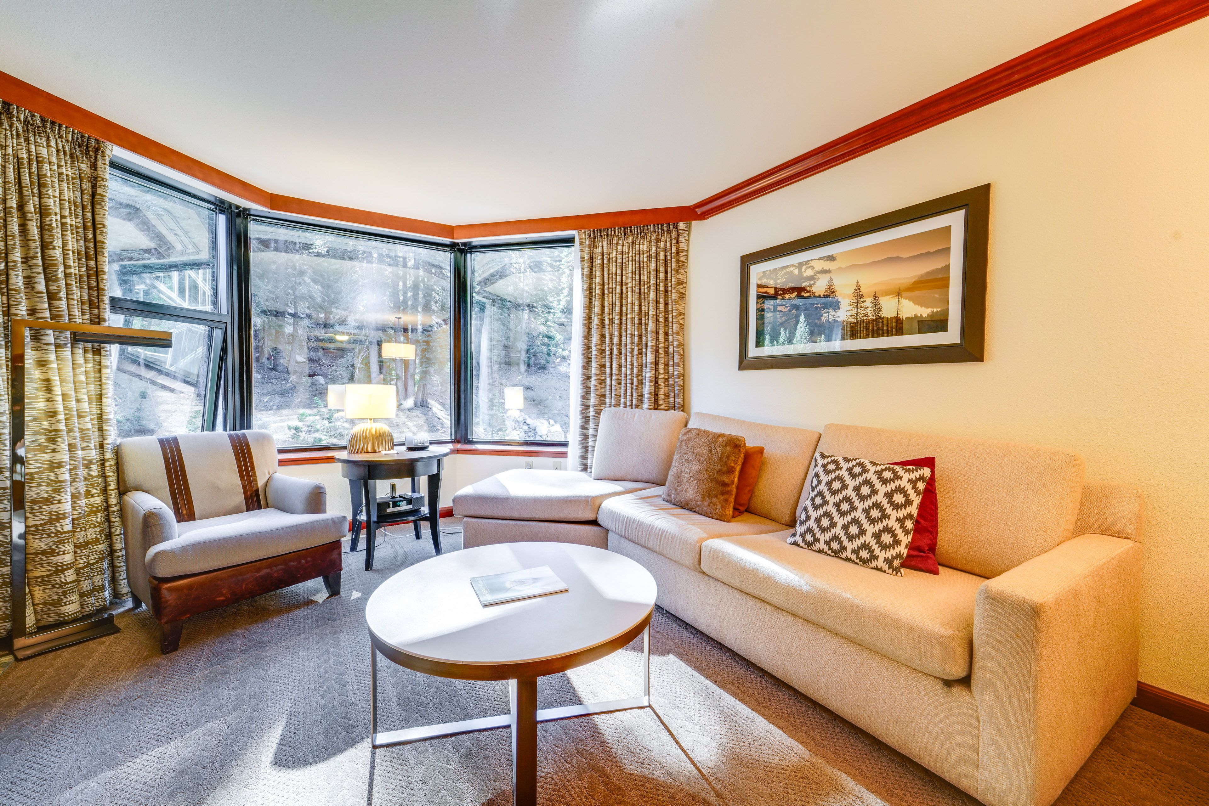 Living Room | Queen Sleeper Sofa
