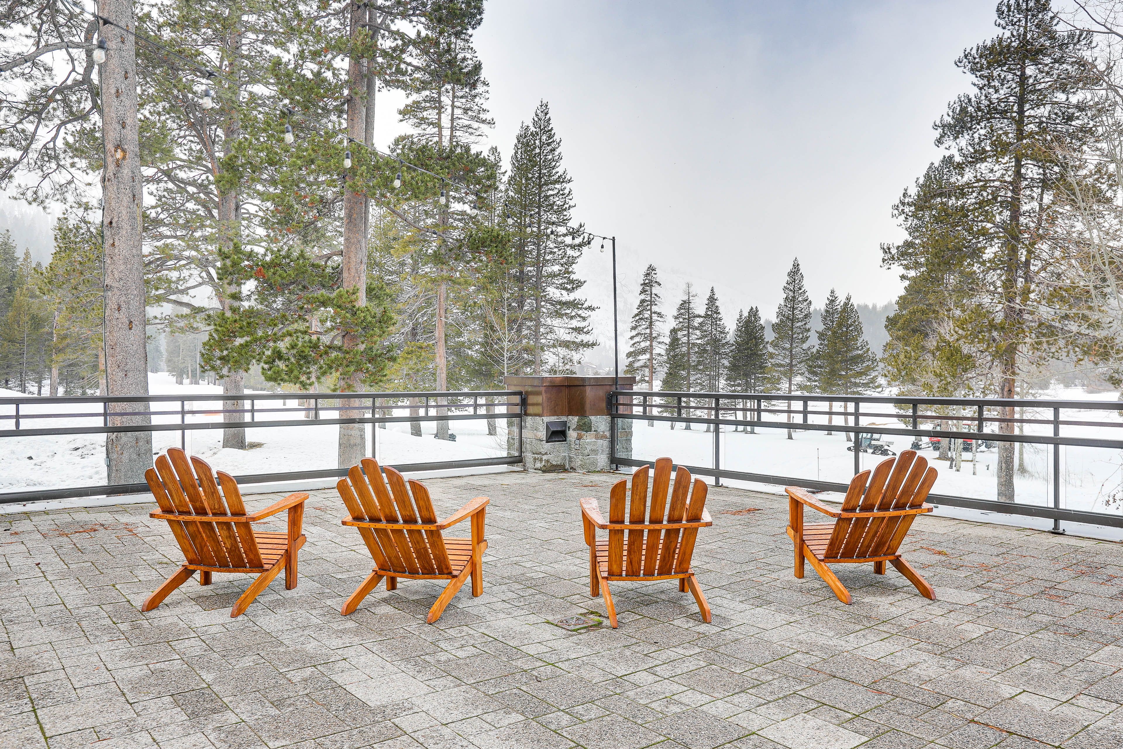 Resort Patio | Gas Fire Pit