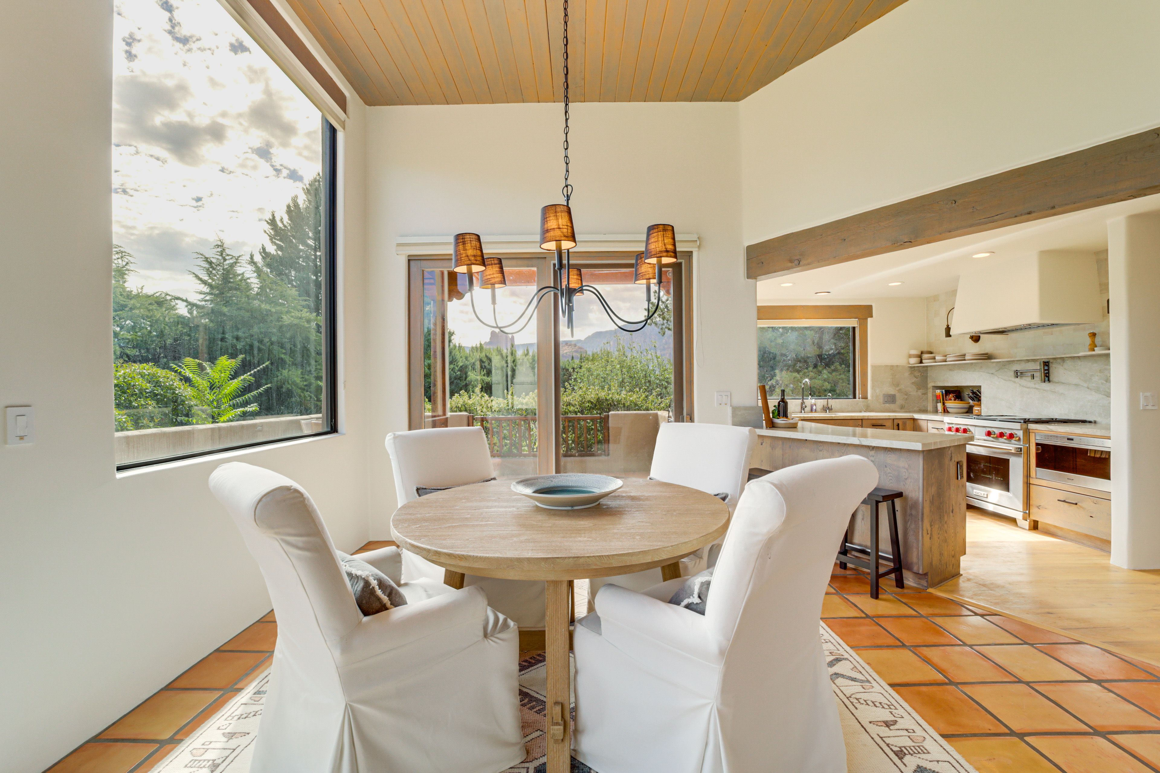 Dining Area | Dishware & Flatware