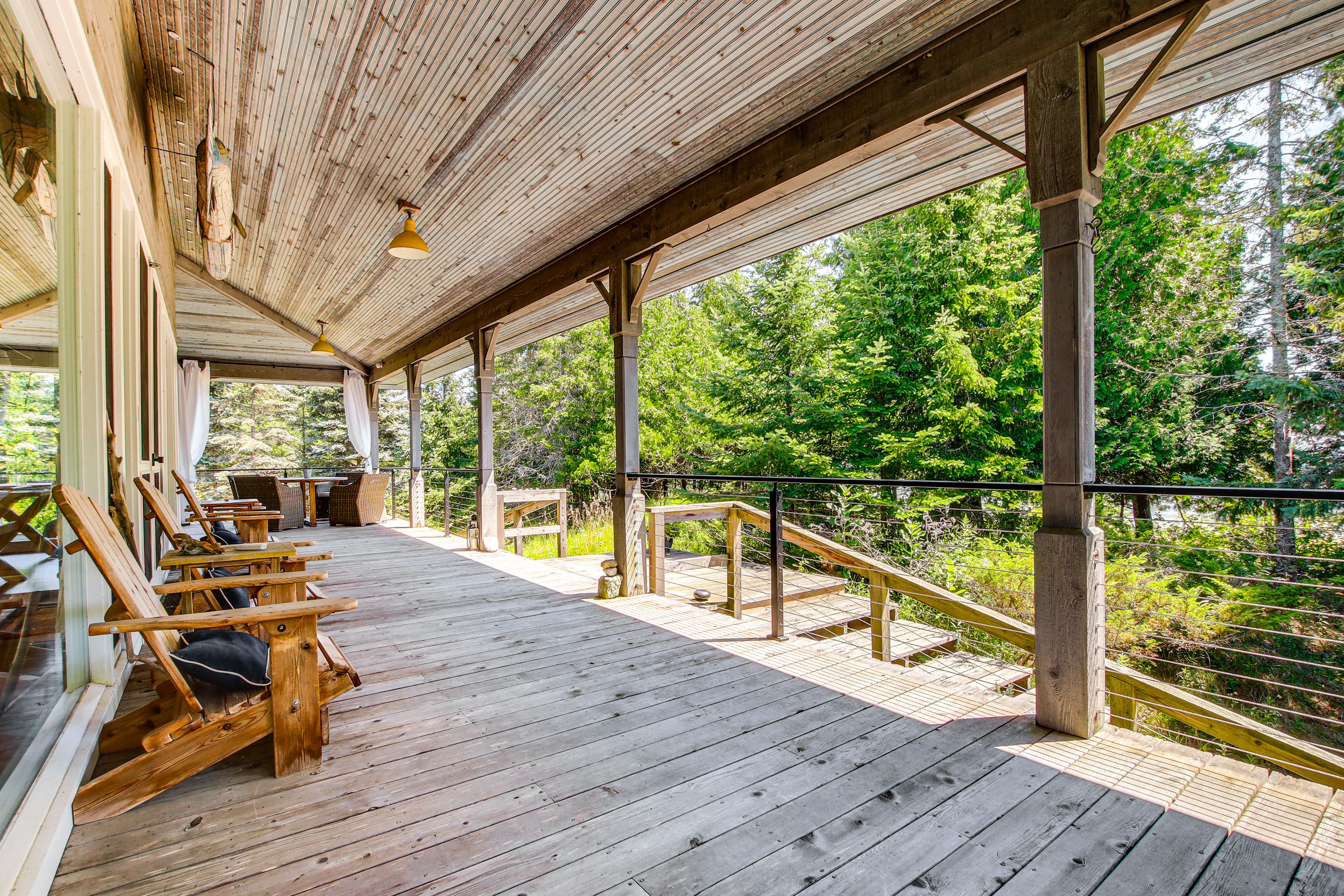 Washington Vacation Rental | 4BR | 2BA | 1,750 Sq Ft | Stairs Required to Enter