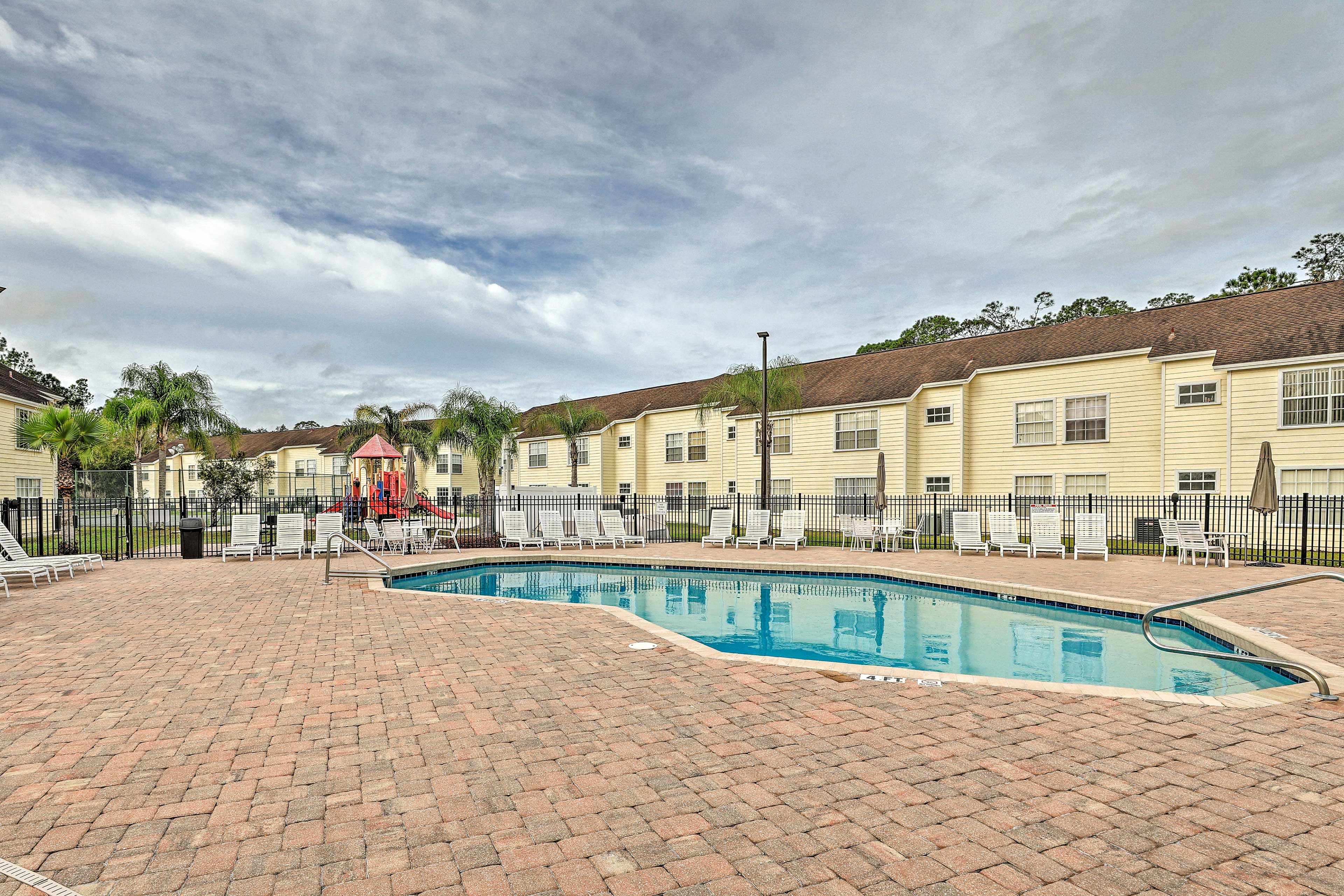 Kissimmee Vacation Rental | 3BR | 2BA | Steps Required | 1,200 Sq Ft