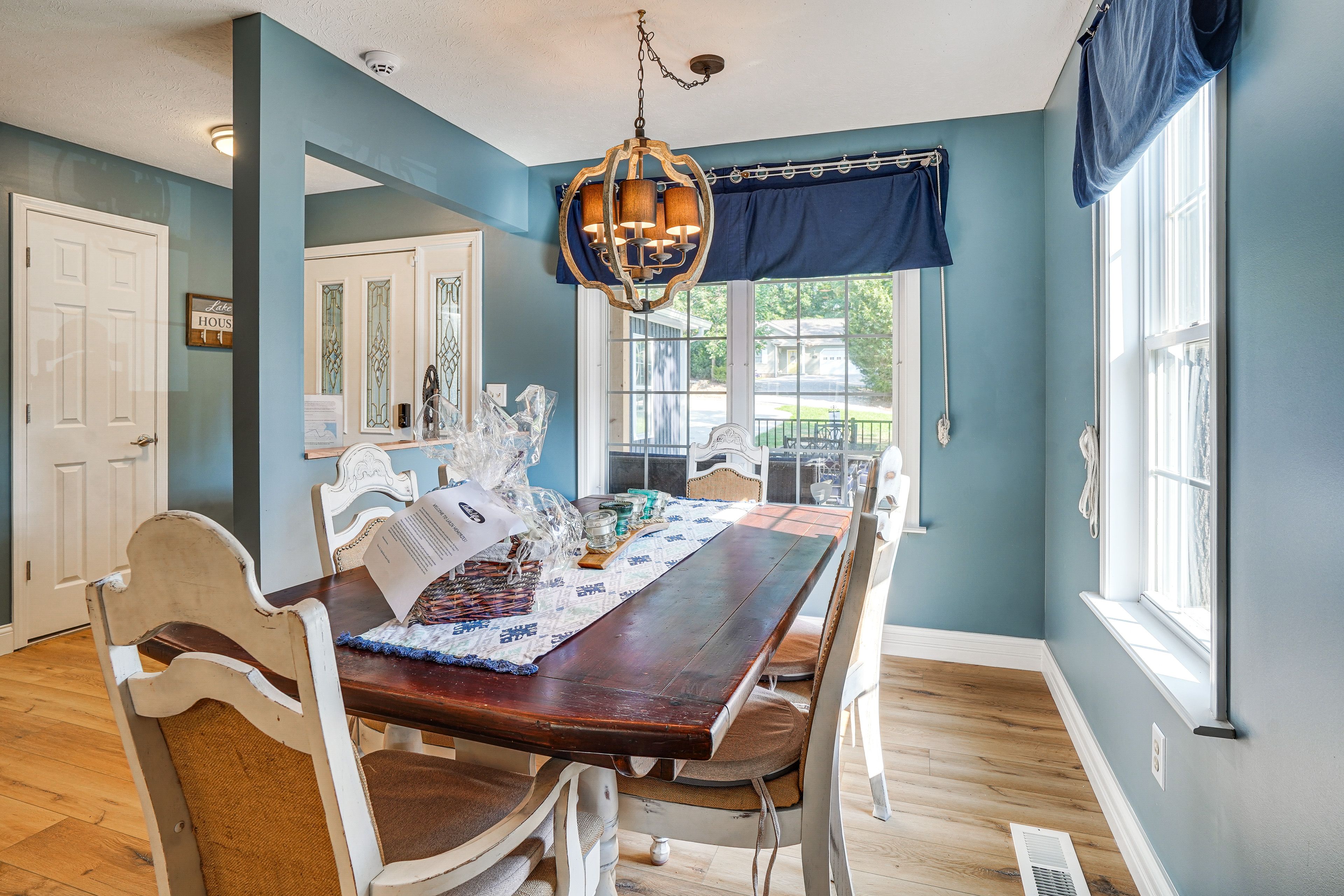 Dining Area | Dishware & Flatware Provided | 1st Floor