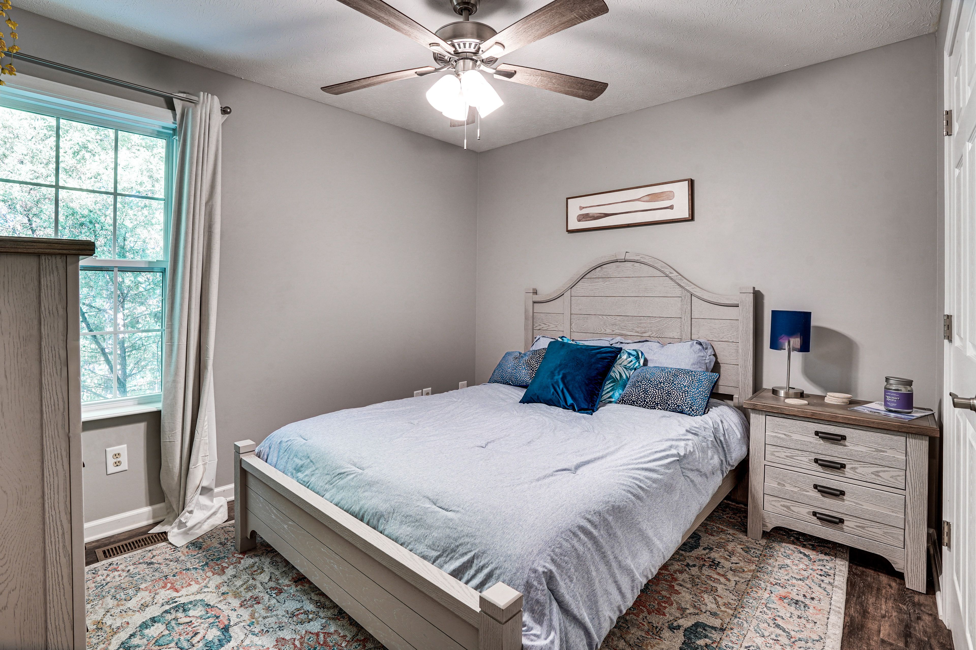 Bedroom 2 | Queen Bed | 1st Floor