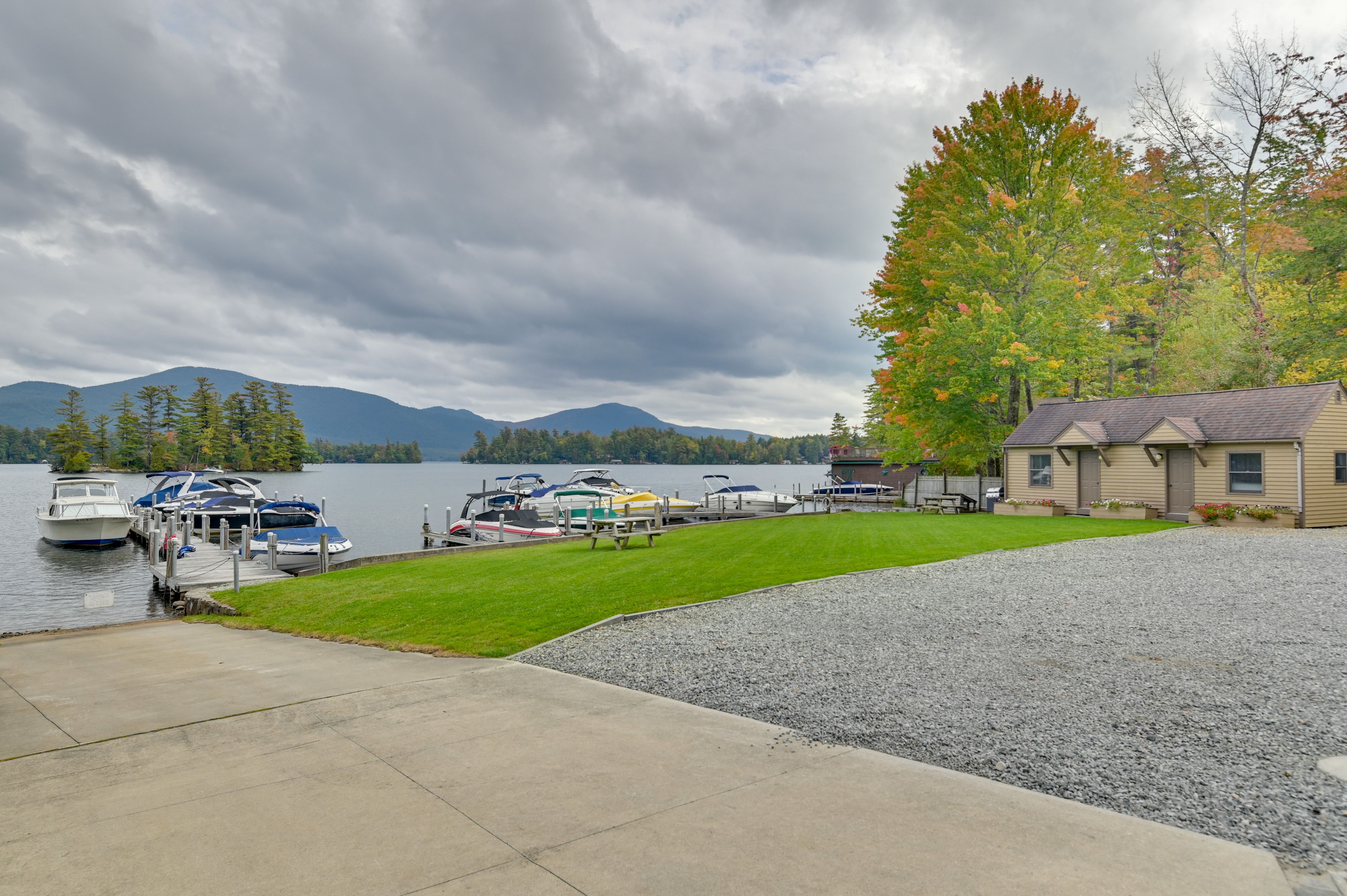 Lake & Mountain Views