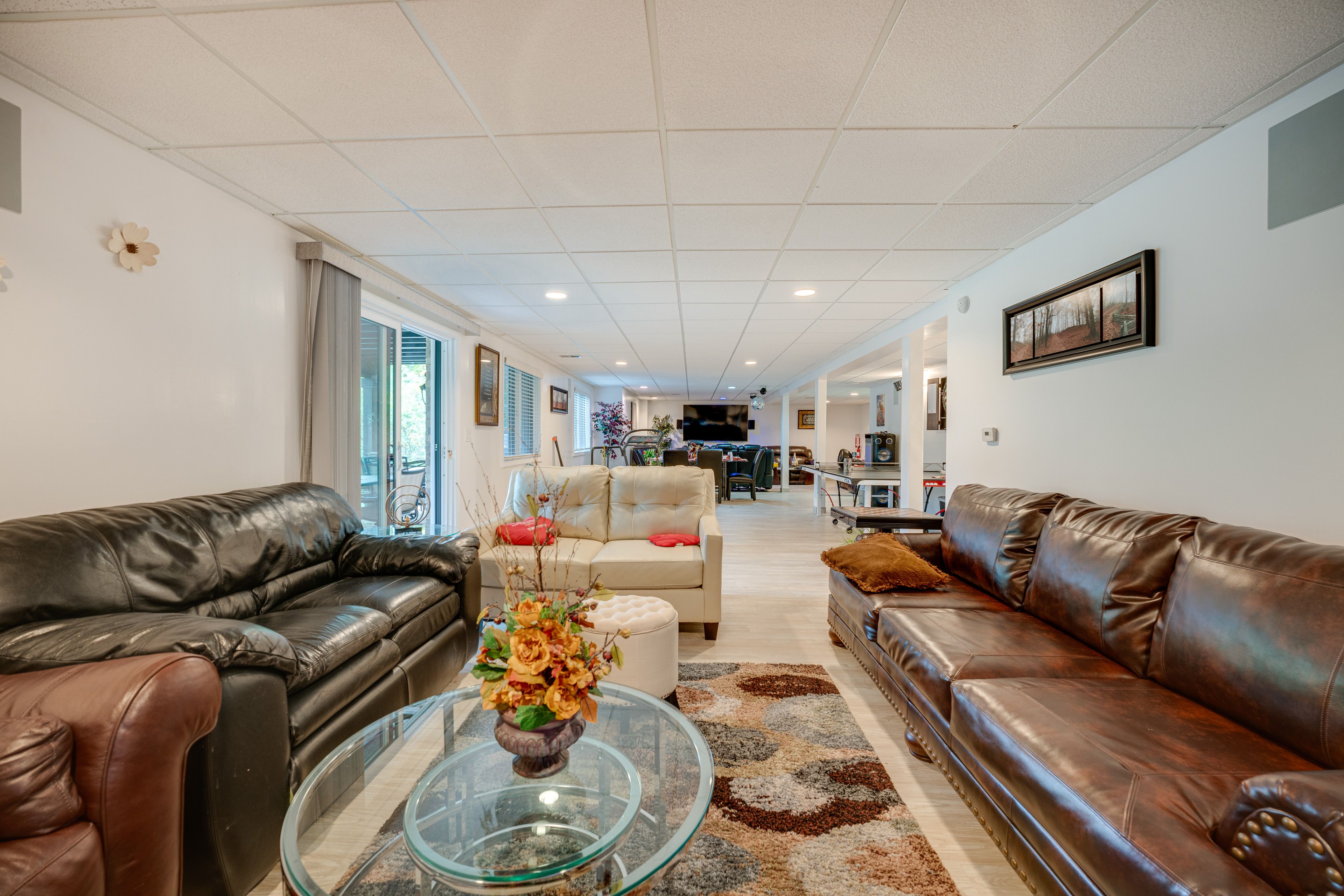 Living Room | Central A/C | Free WiFi