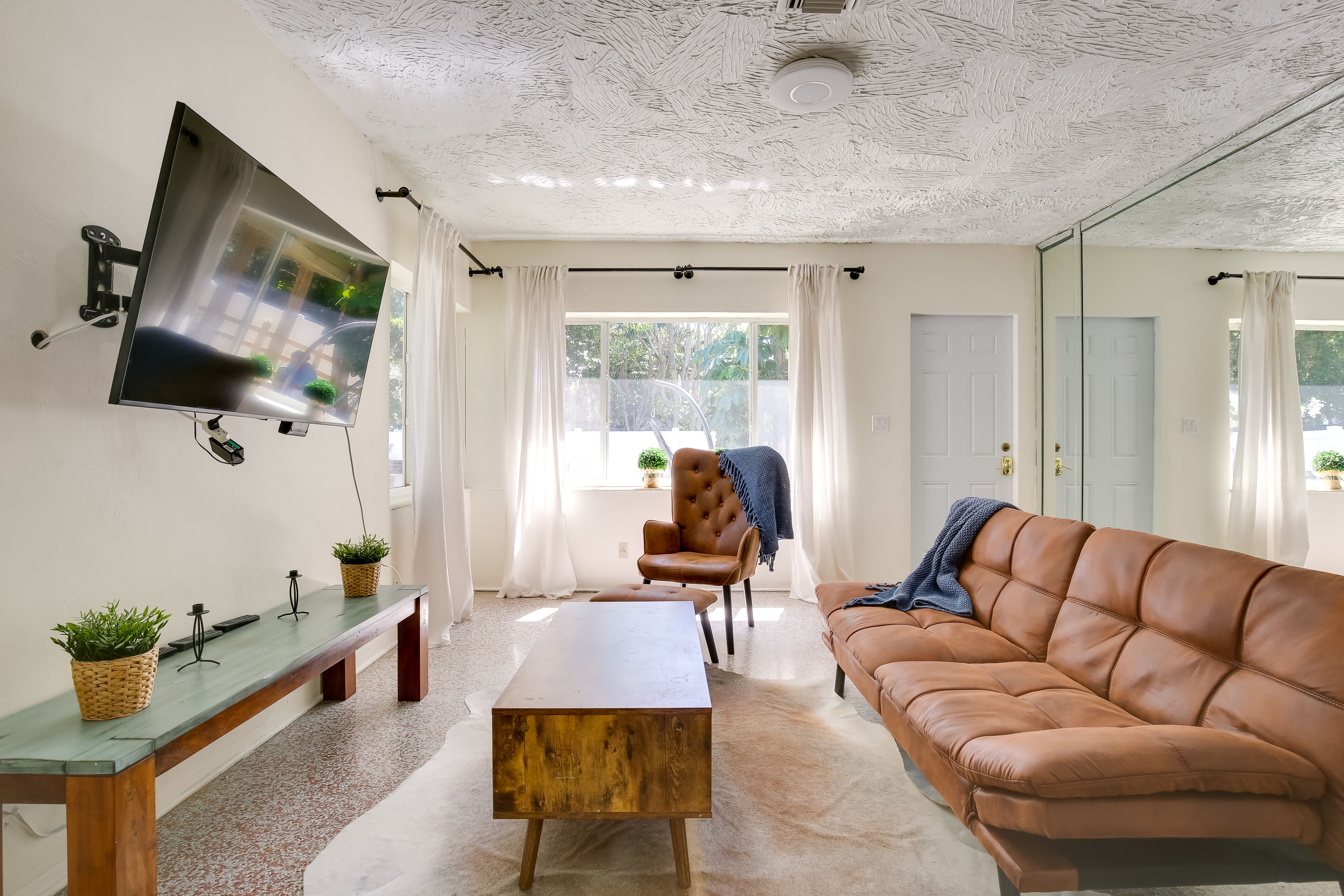 Deerfield Beach Vacation Rental | 1BR | 1BA | 1,200 Sq Ft | Stairs to Enter