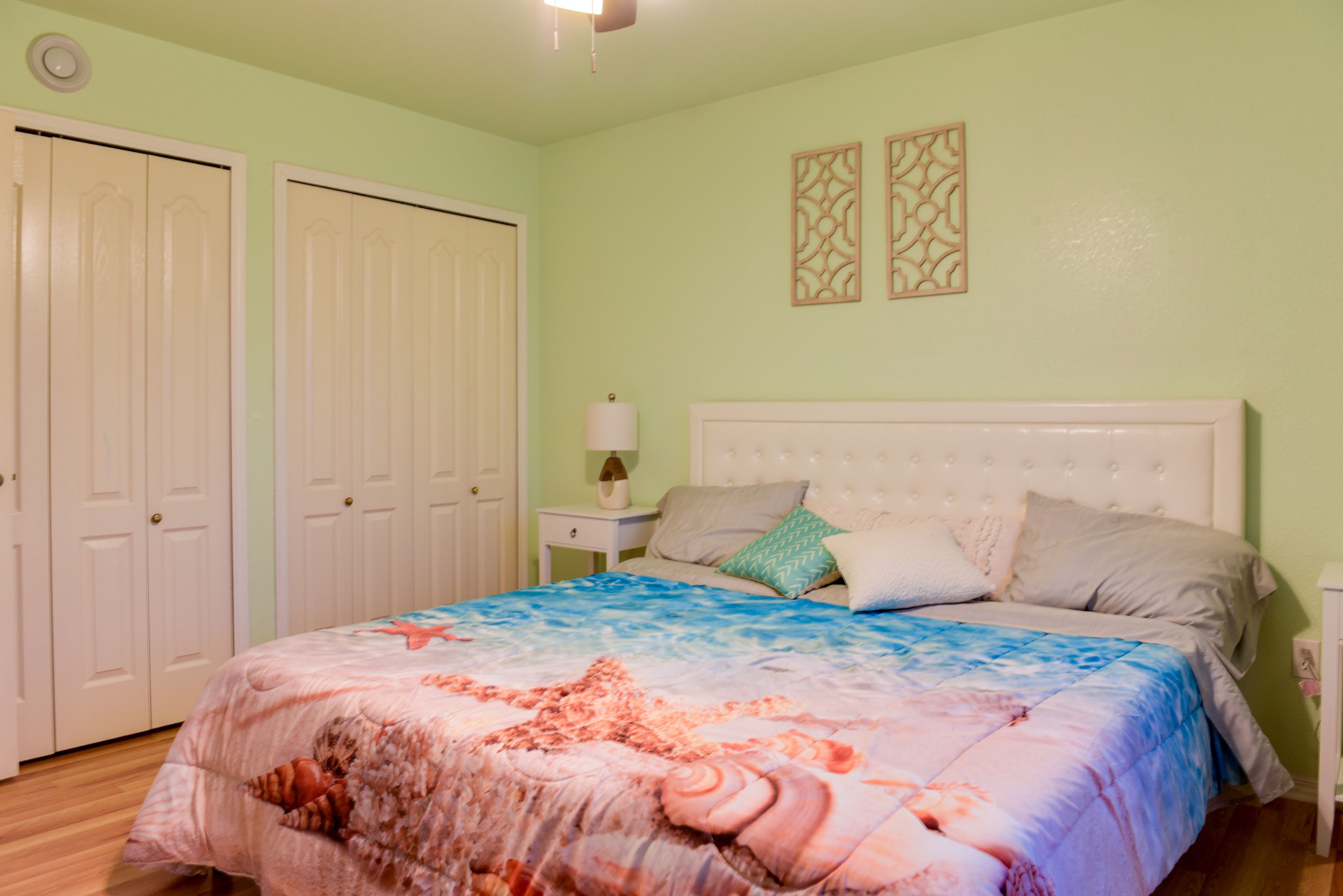 Bedroom 3 | King Bed