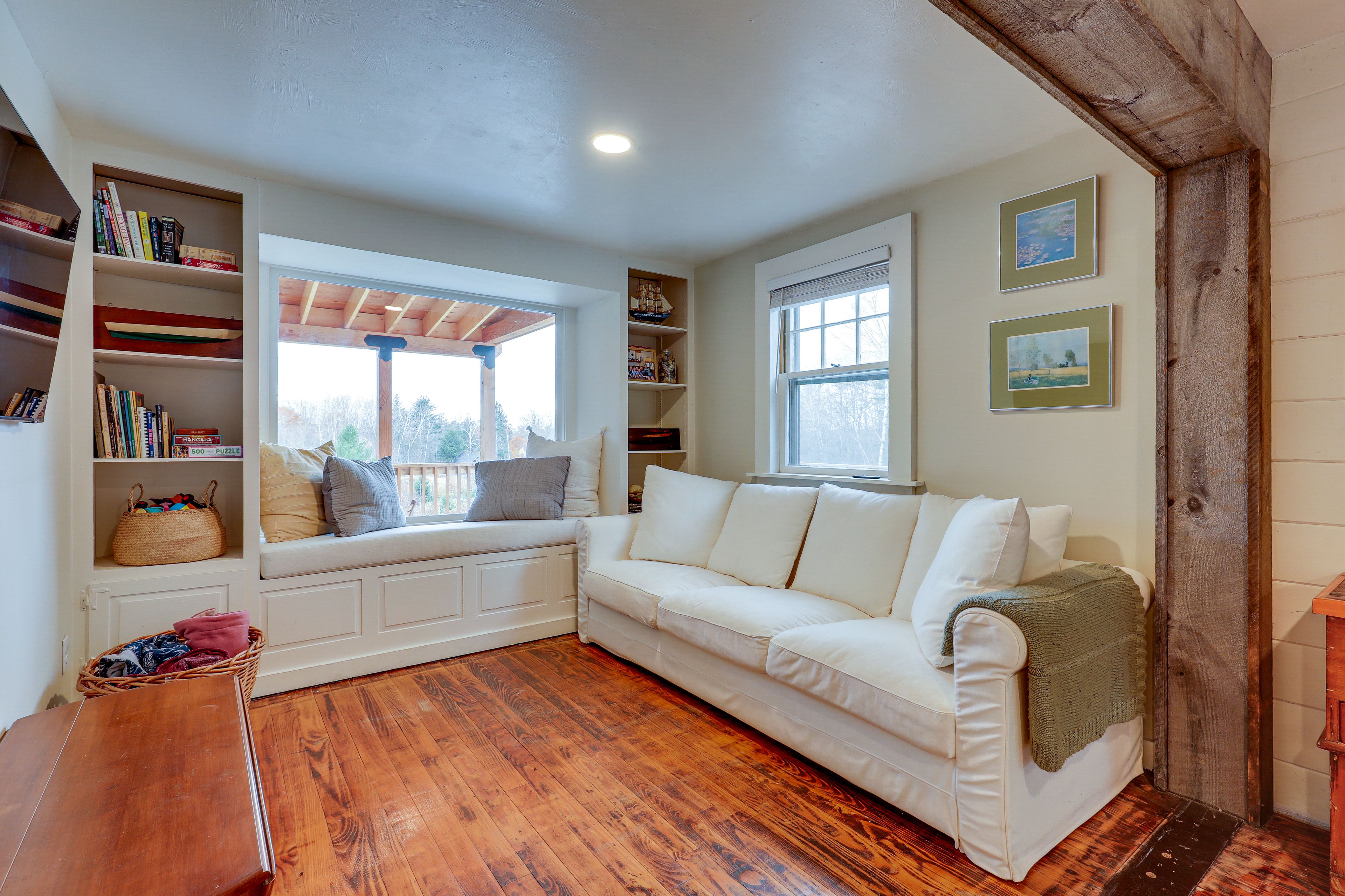 Living Room | Central Heating