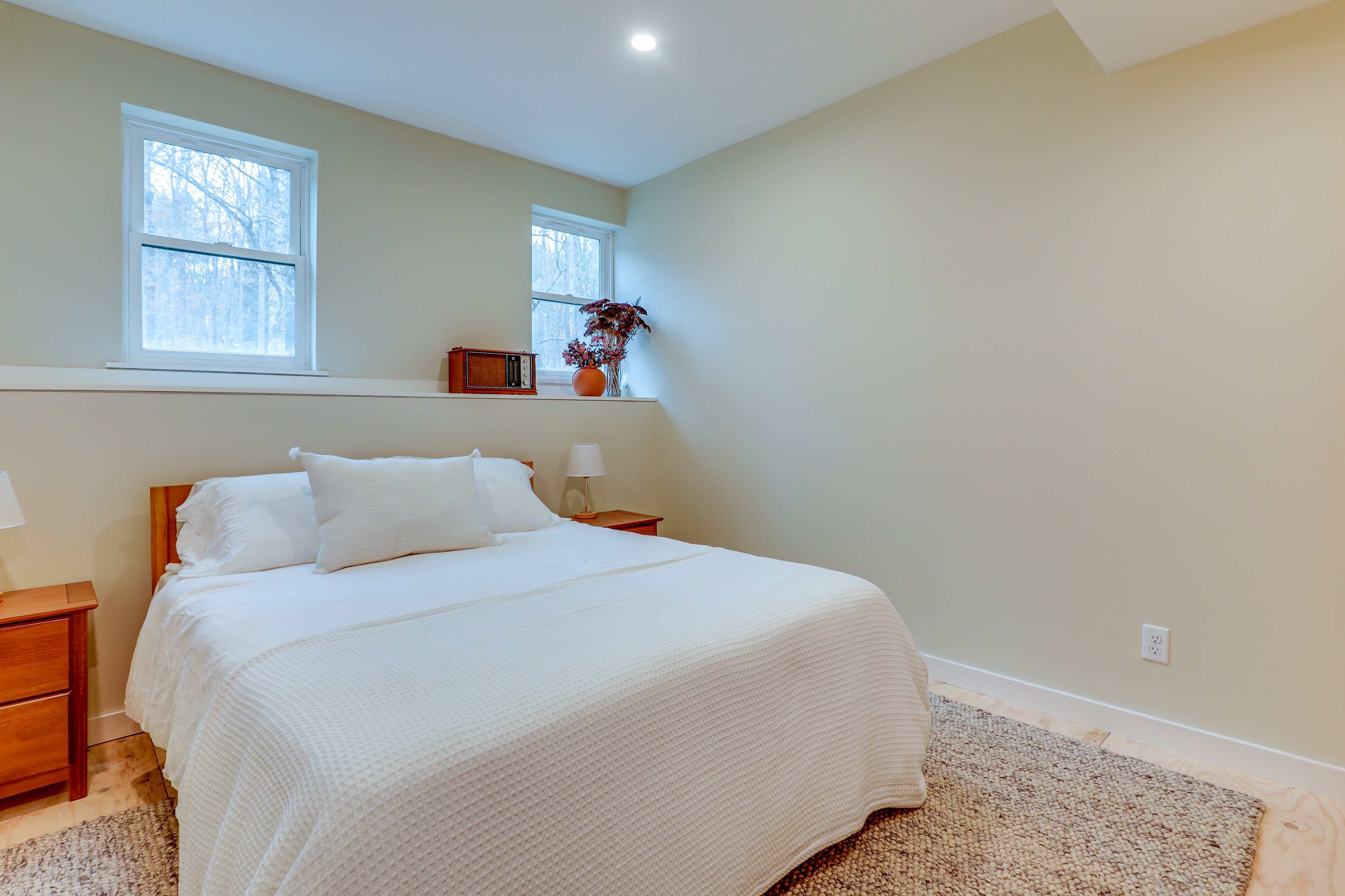 Bedroom 2 | King Bed