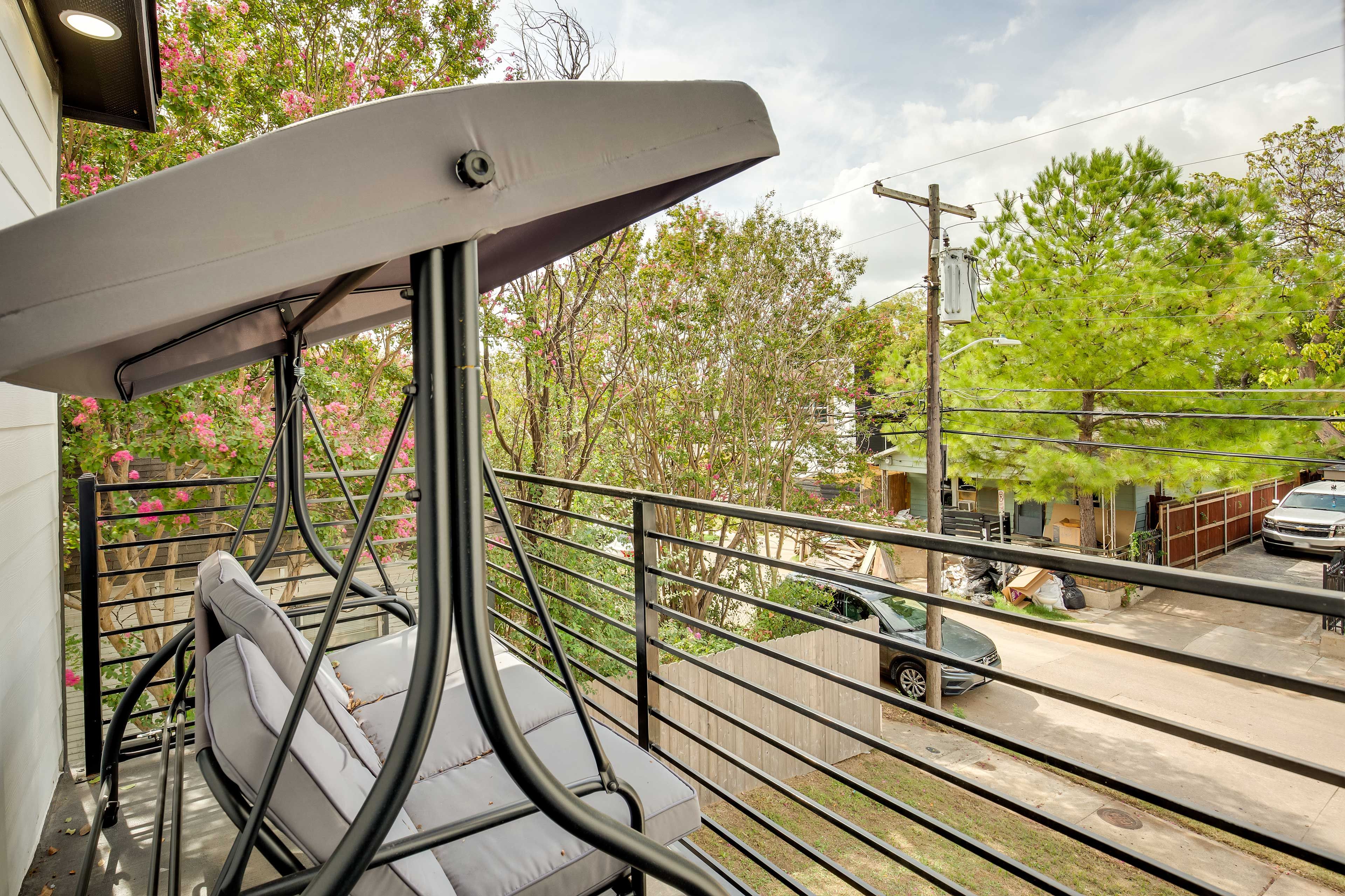 Bedroom 1 Balcony | Standing Swing