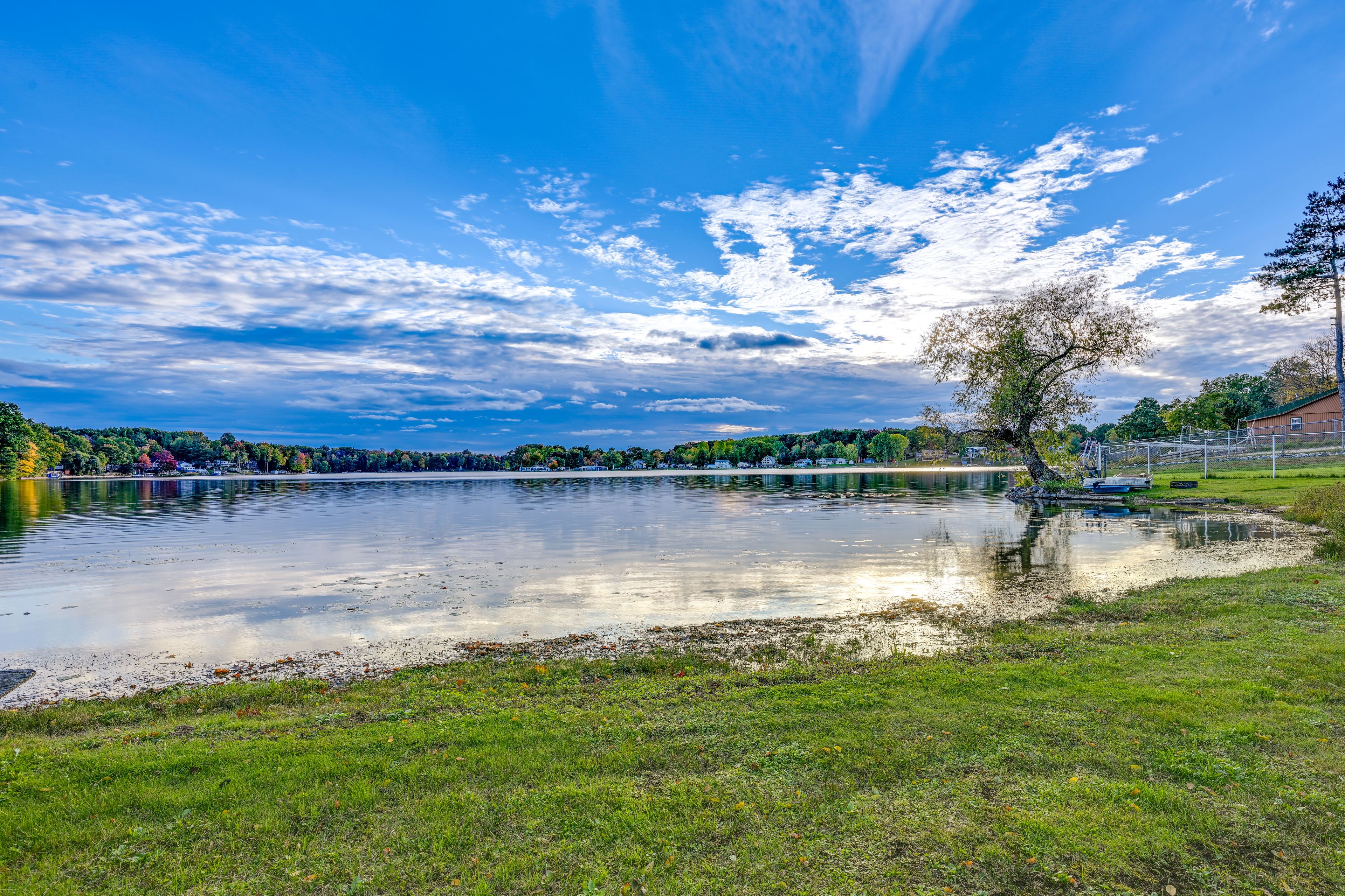 House Exterior | Lake Views & Access
