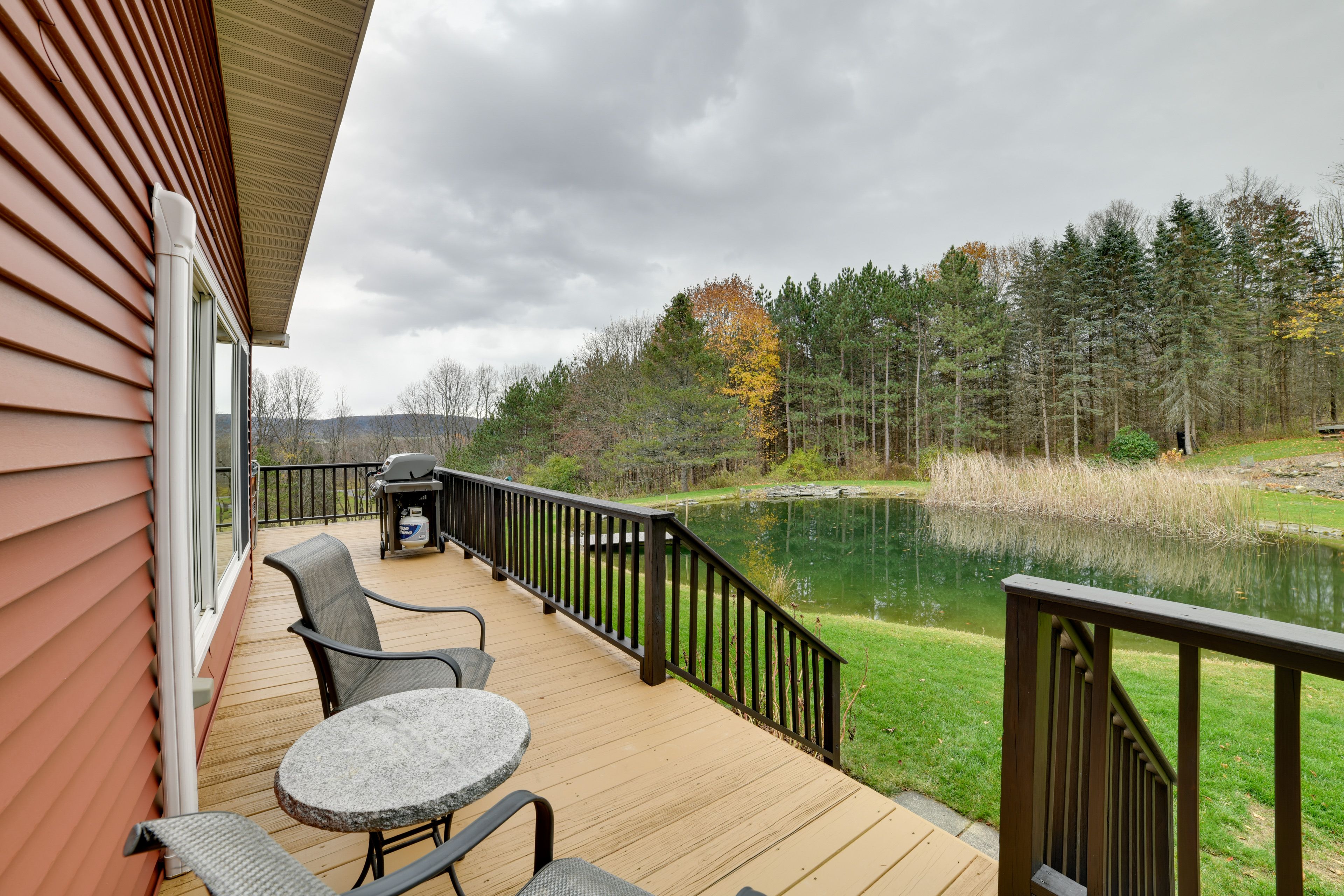 Wraparound Deck | Gas Grill (Propane Provided)