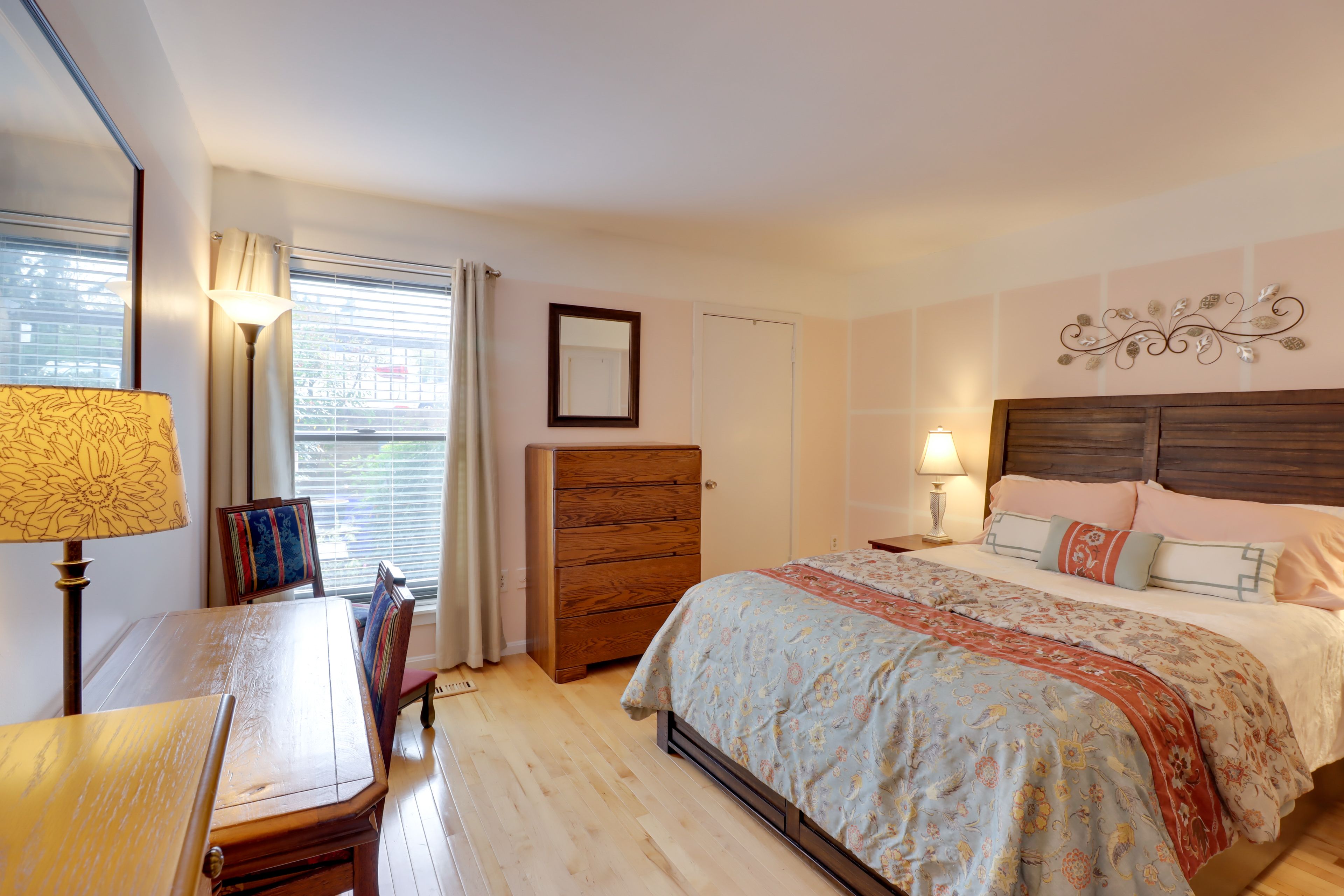 Bedroom Suite | Entry Level | Queen Bed | Laptop-Friendly Desk