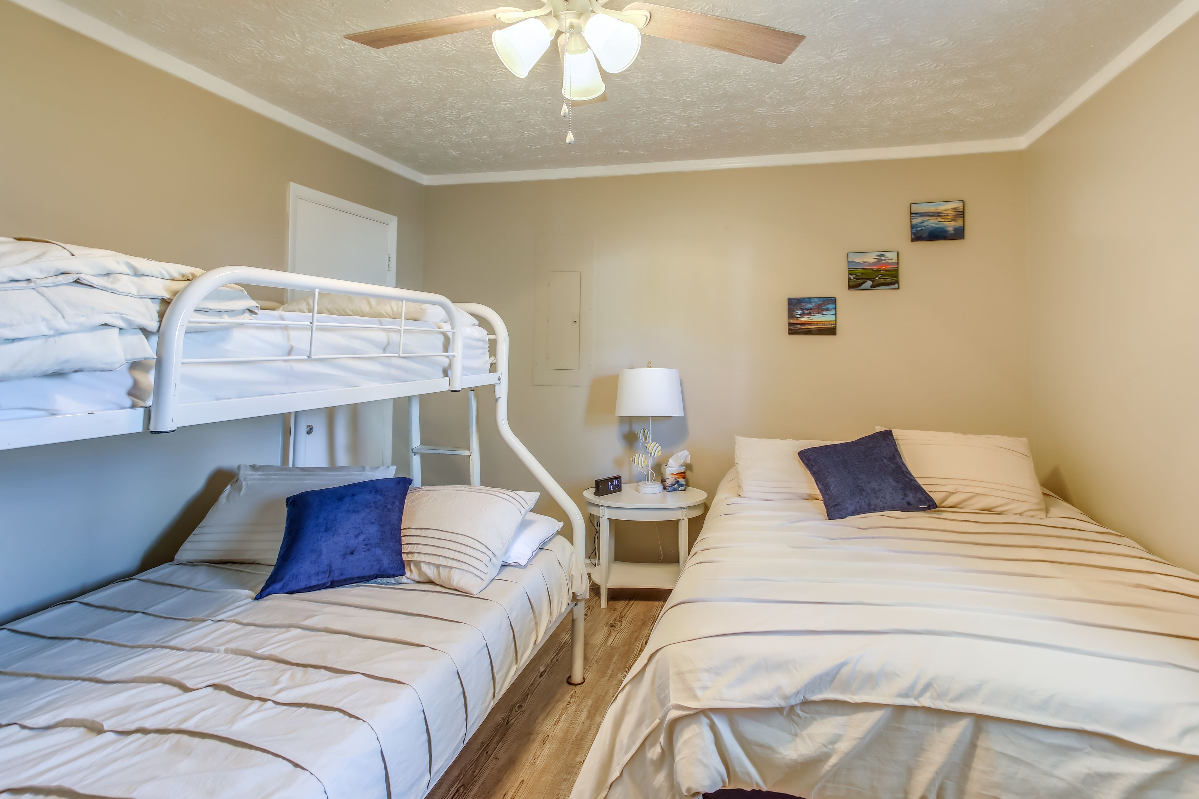 Bedroom 2 | Queen Bed | Twin/Full Bunk Bed | En-Suite Bathroom