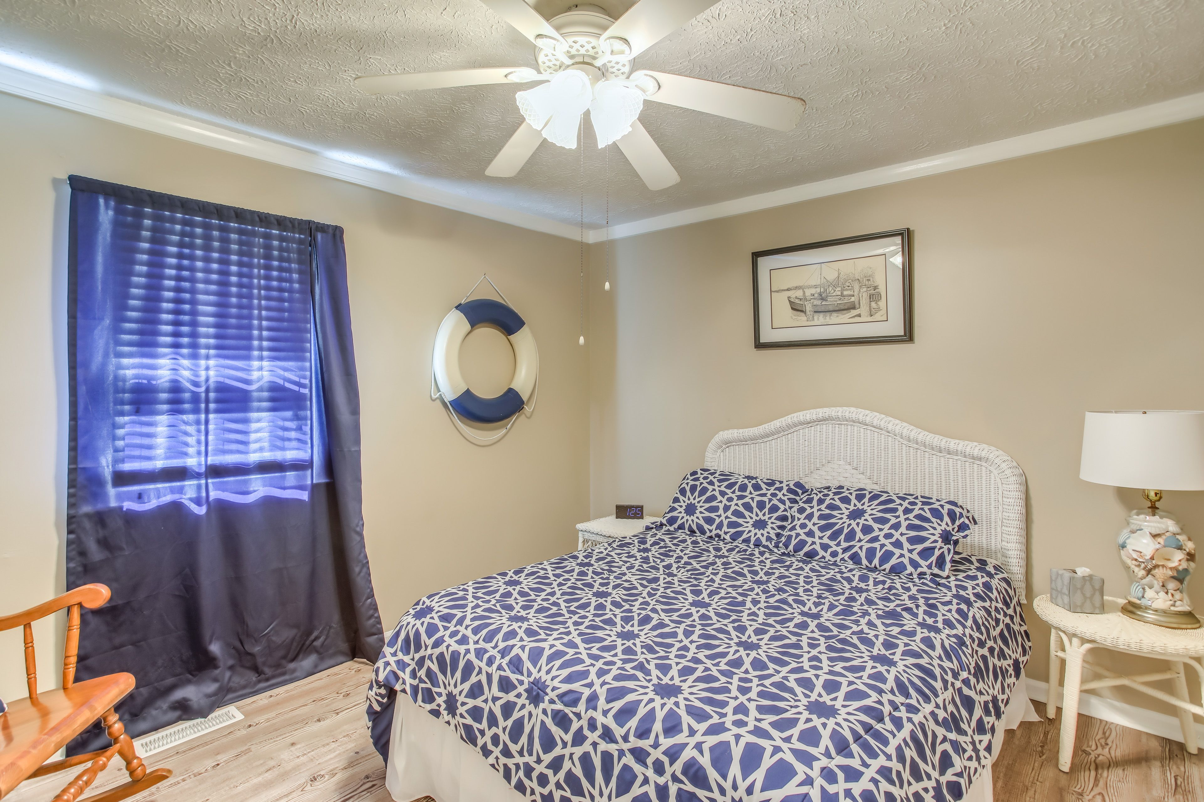 Bedroom 1 | Queen Bed | Linens Provided