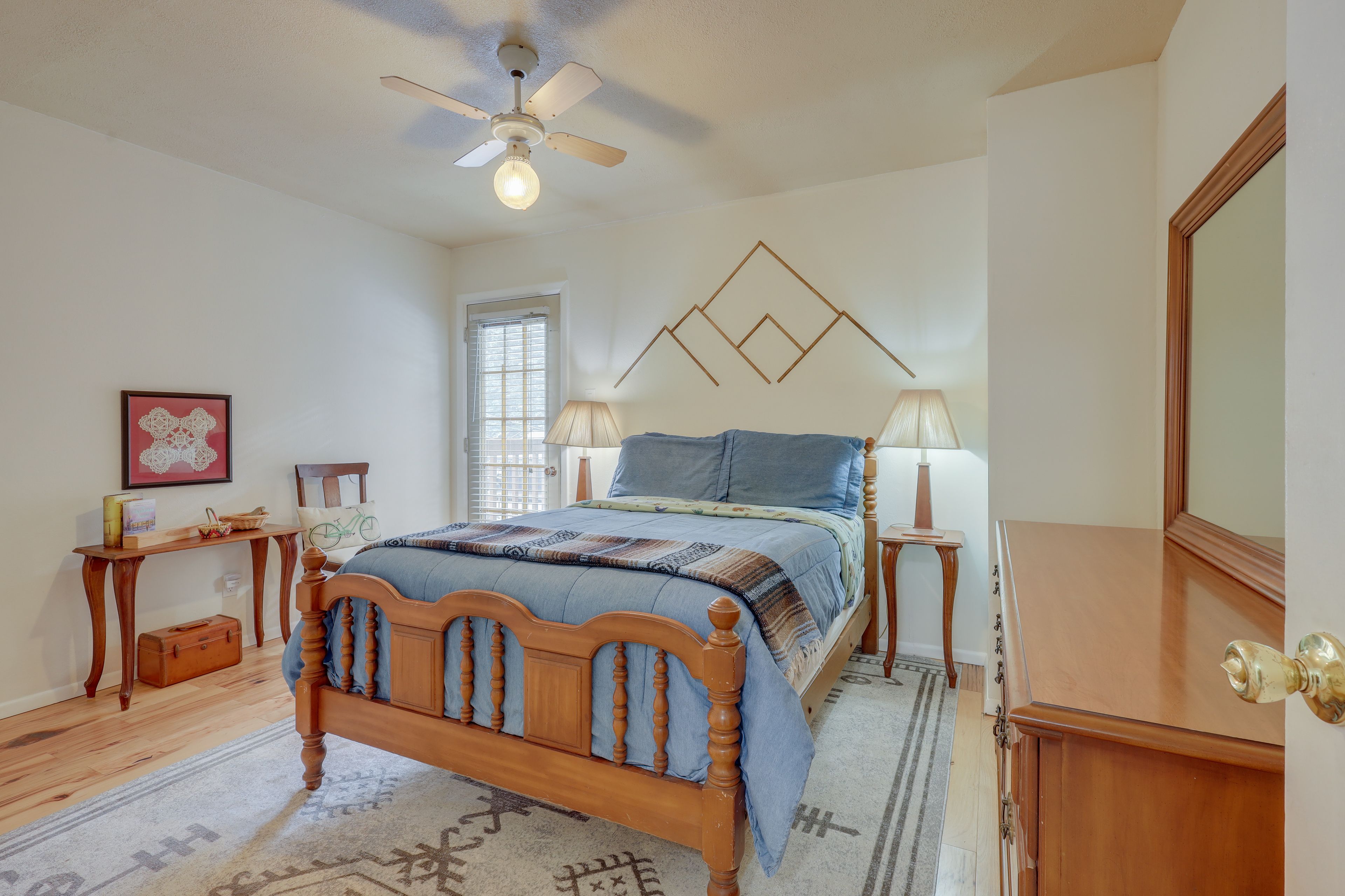 Bedroom 3 | Full Bed | Balcony Access | 2nd Floor