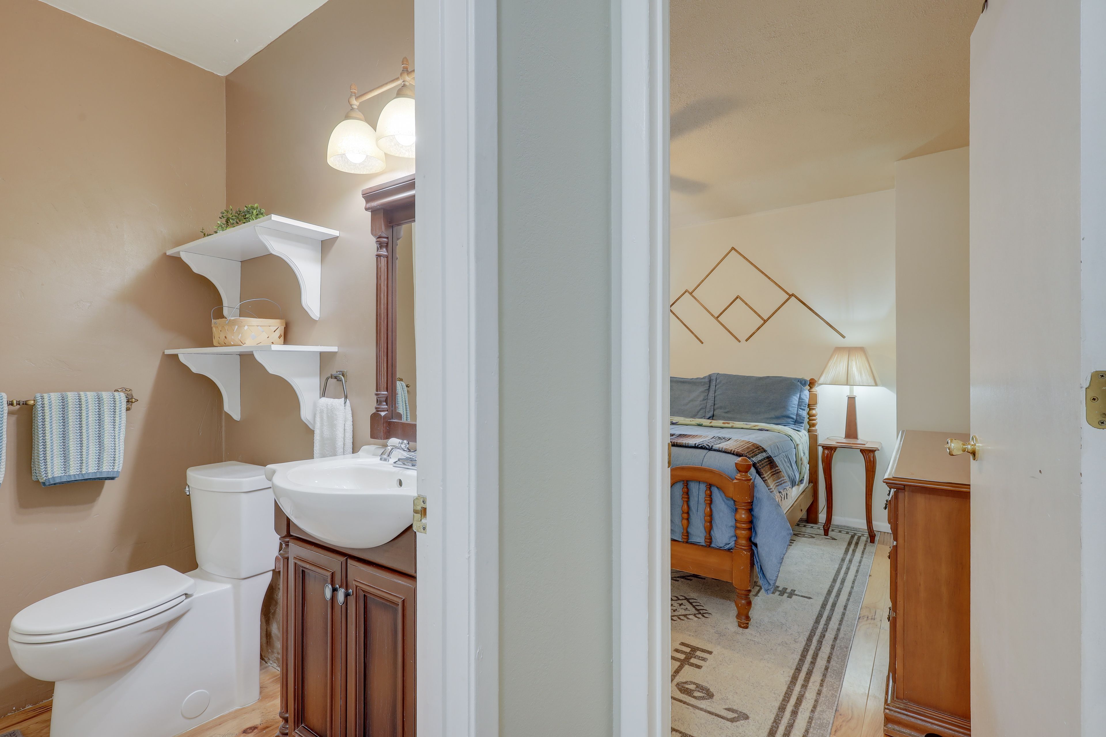 Full Bathroom | Walk-In Shower