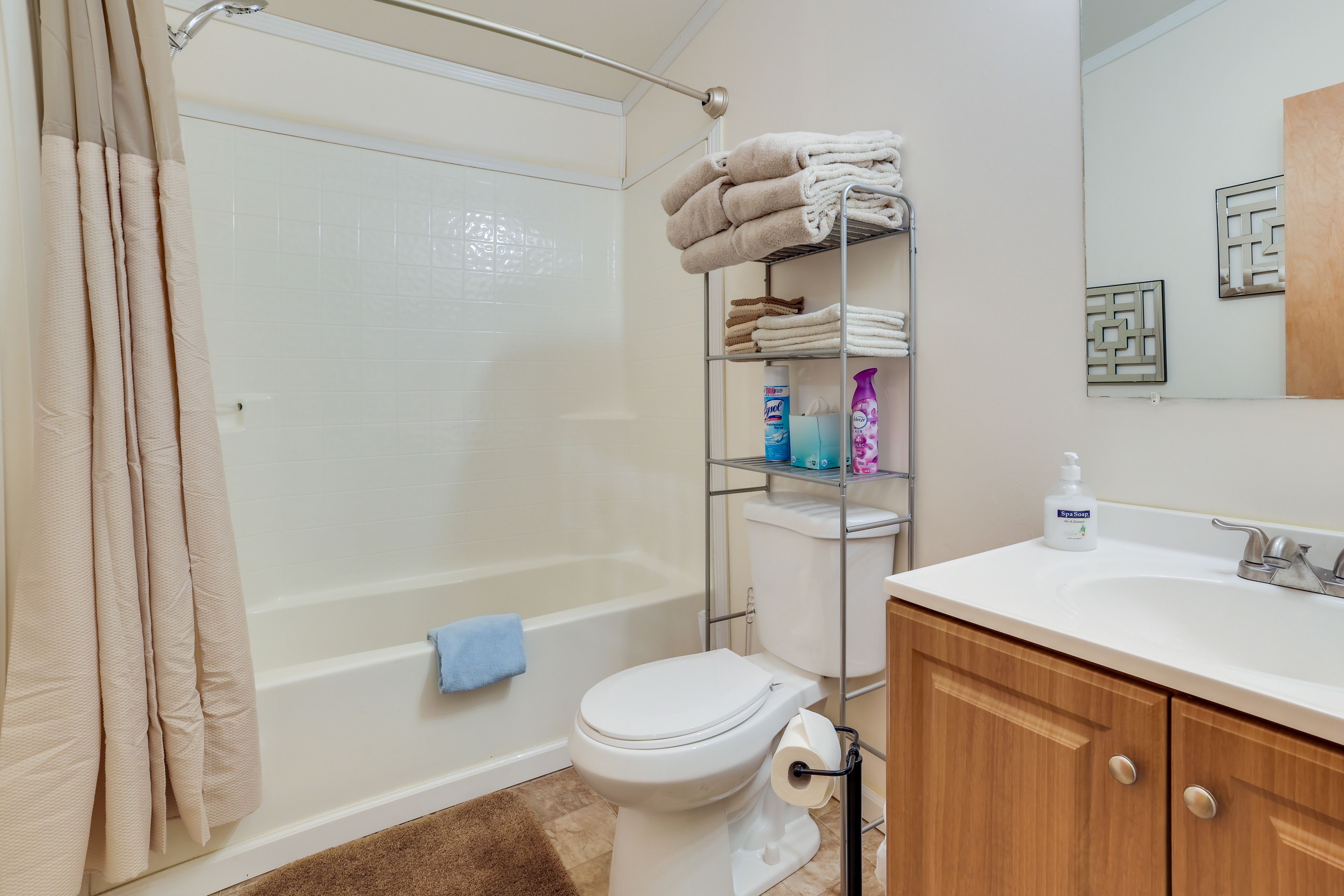 Full Bathroom