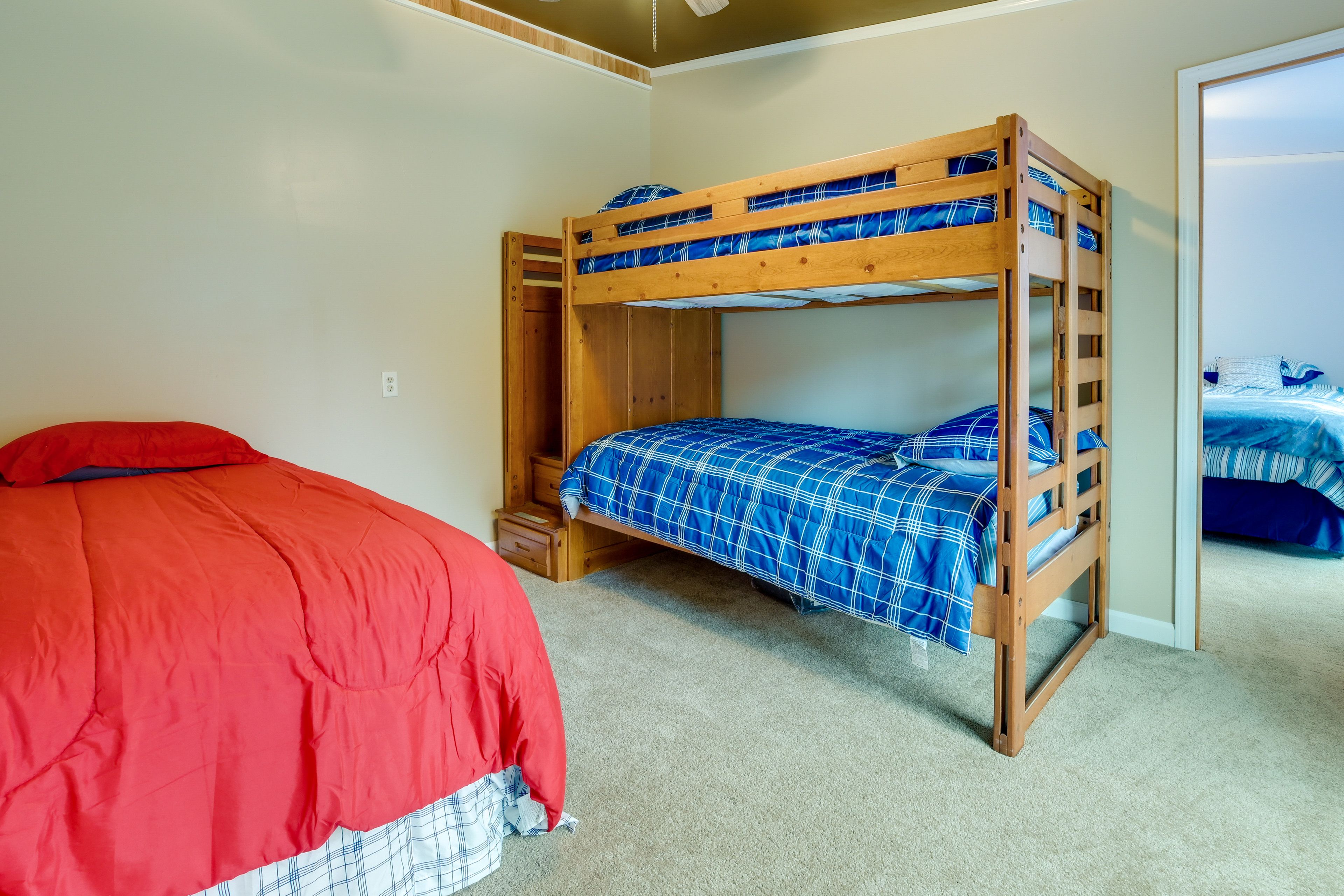 Bedroom 5 | Twin Bunk Bed | Twin Bed