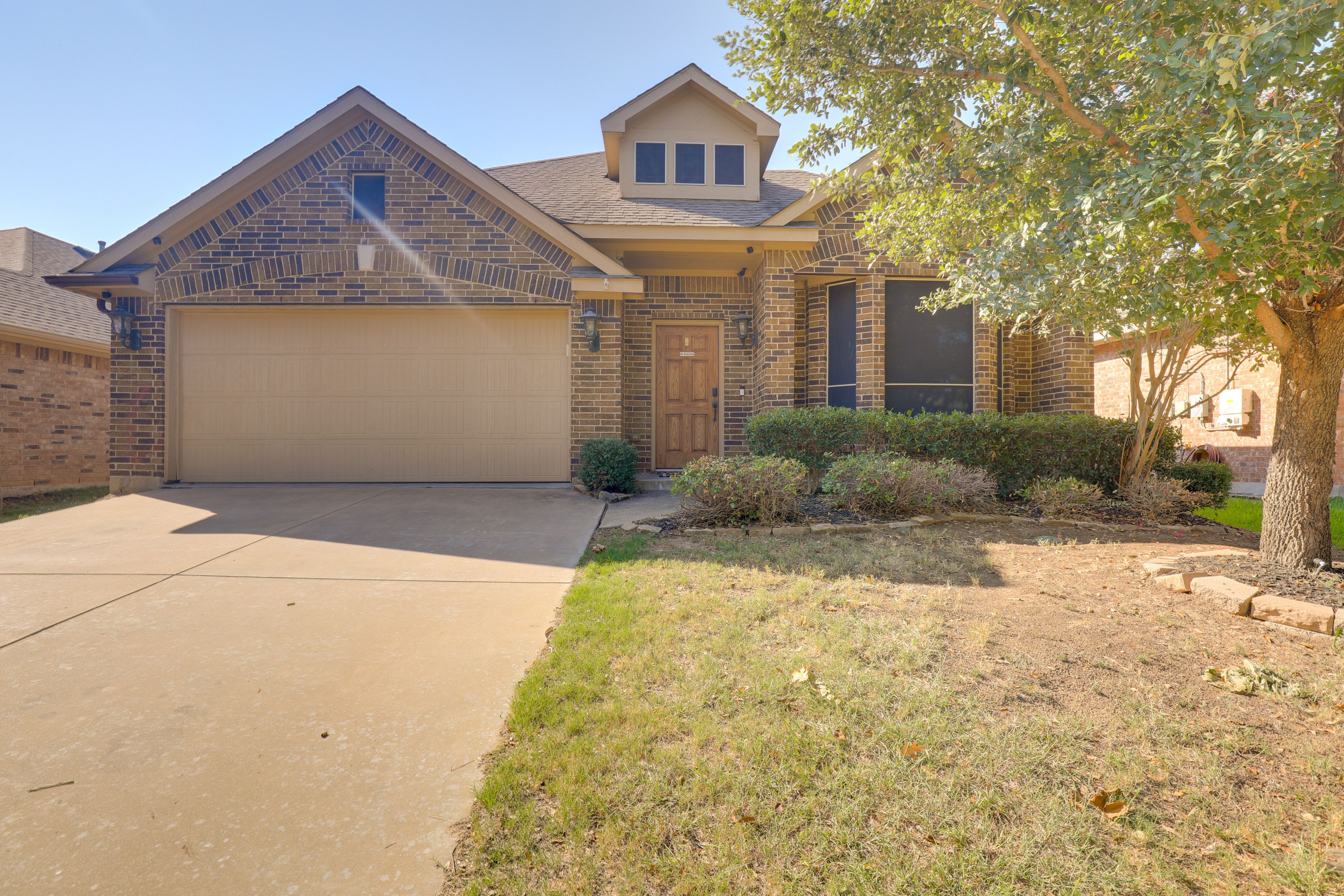 Mansfield Vacation Rental | 5BR | 2BA | 1 Step to Enter | 2,000 Sq Ft