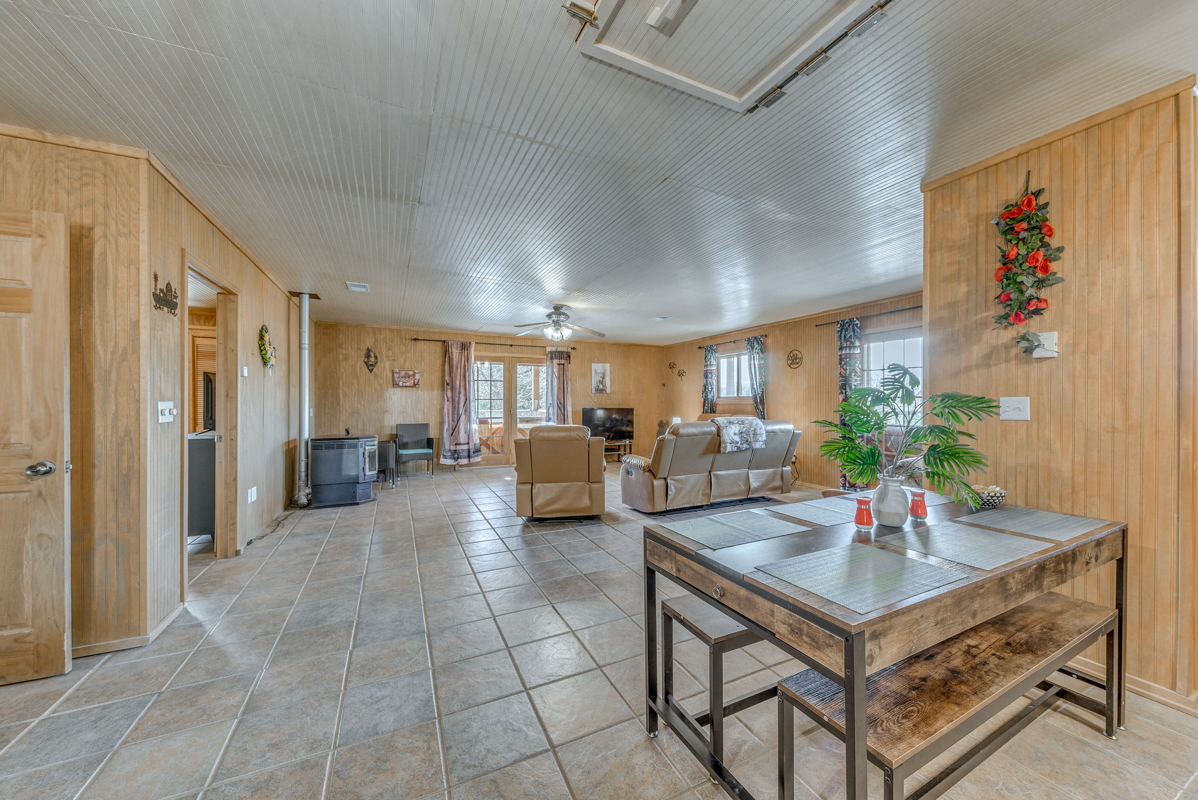 Dining Area | Fully Equipped Kitchen