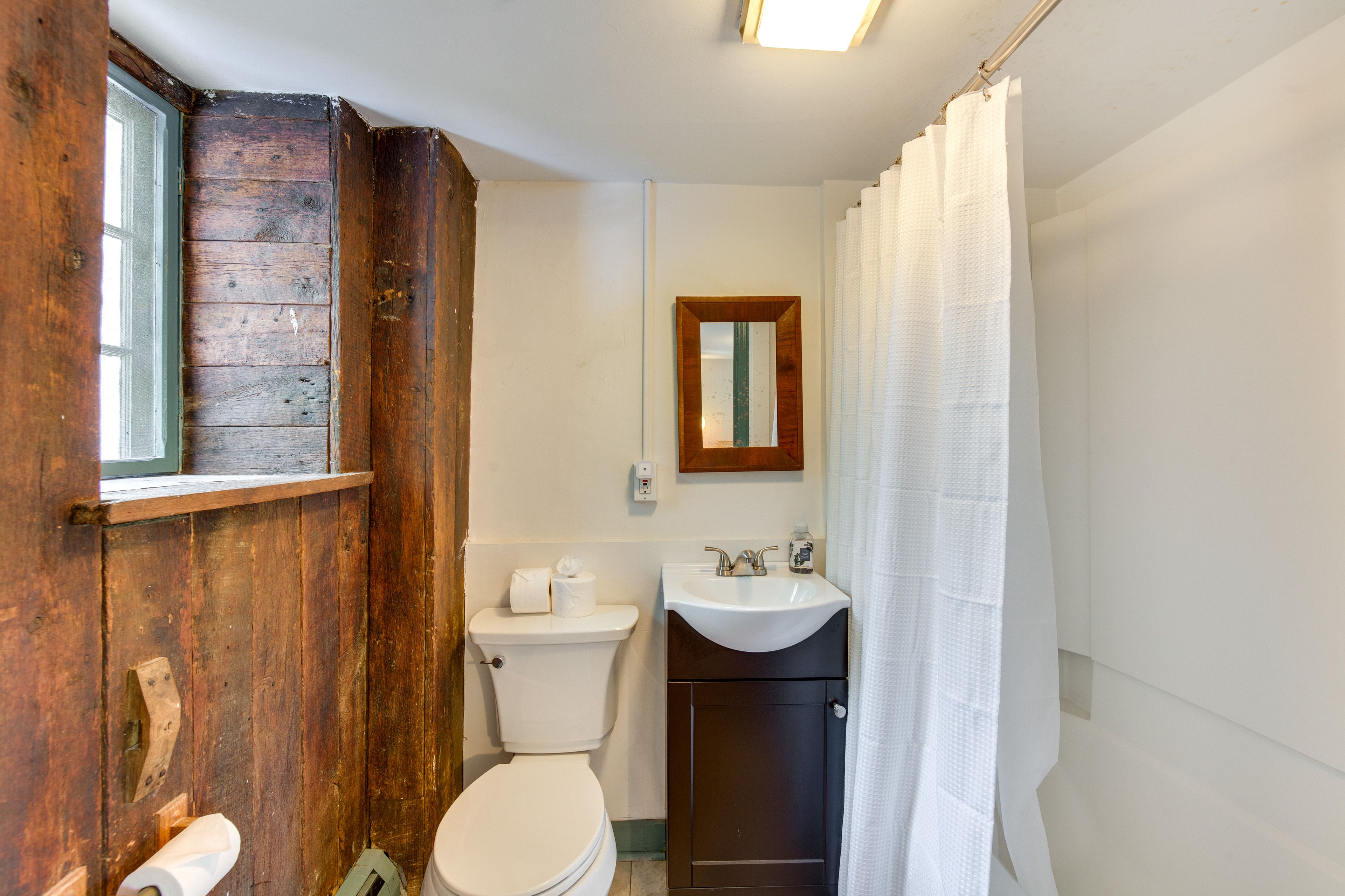 En-Suite Bathroom