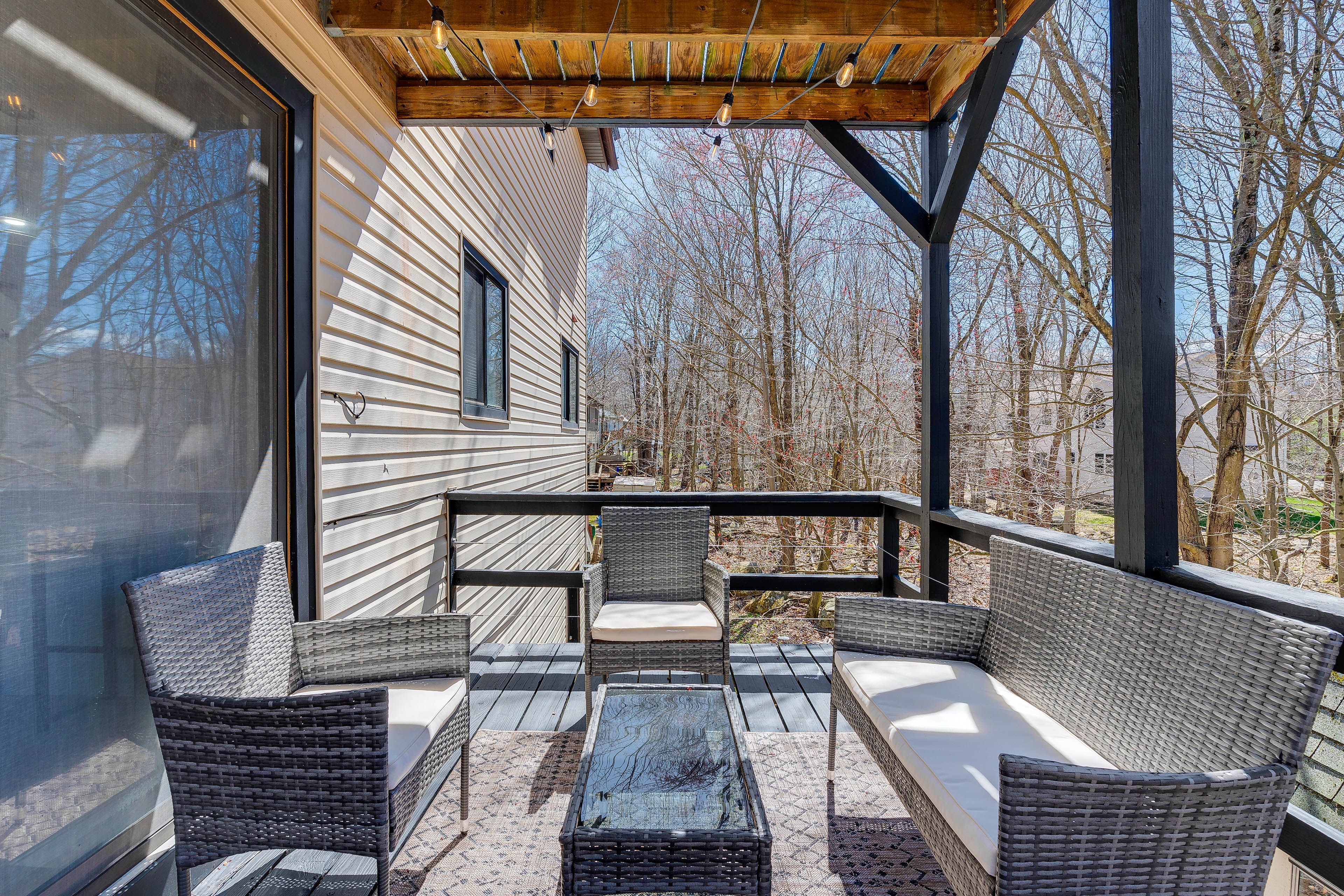 Balcony | 2nd Floor