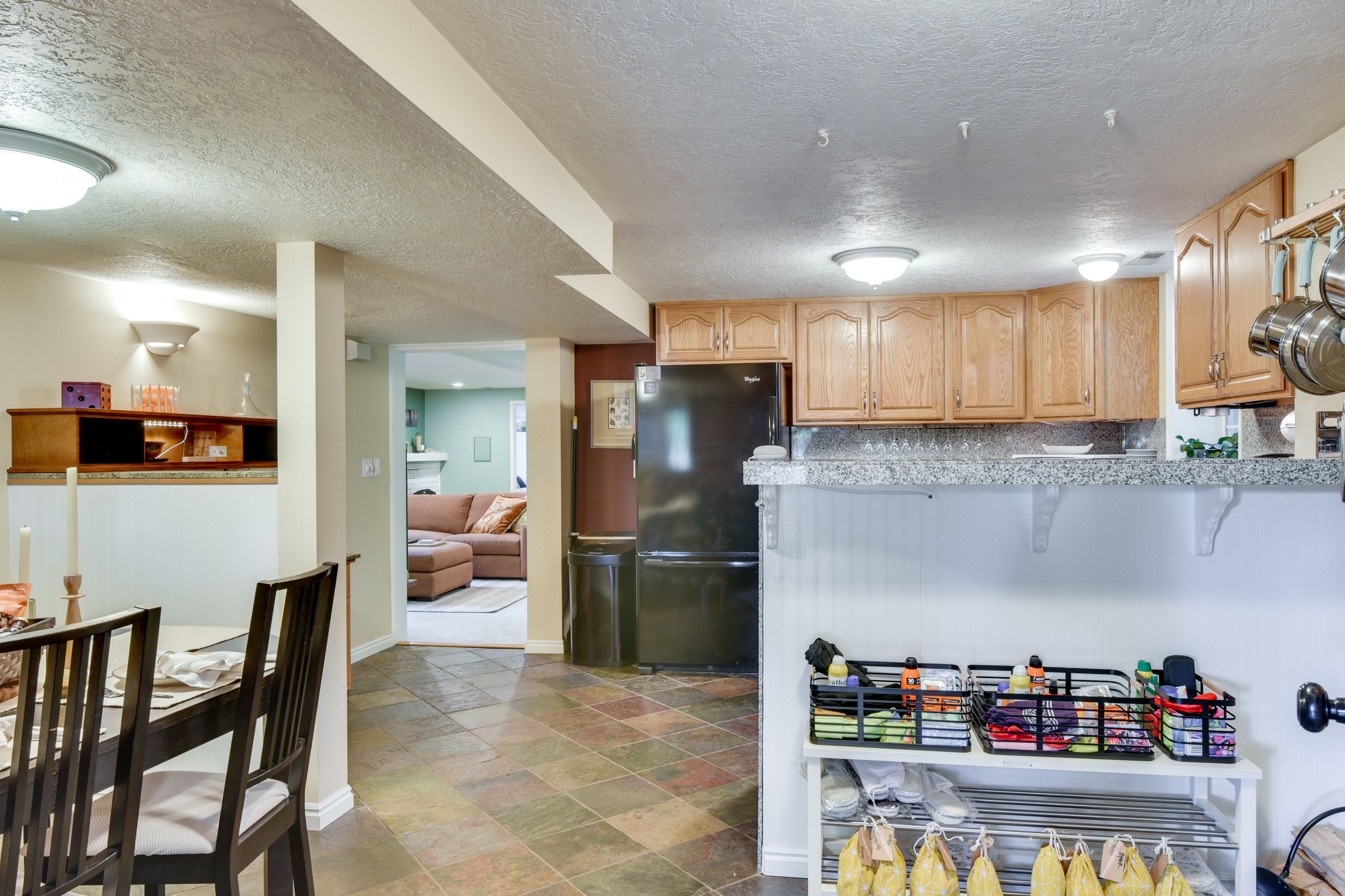 Kitchen | Coffee Maker | Dishwasher | Slow Cooker