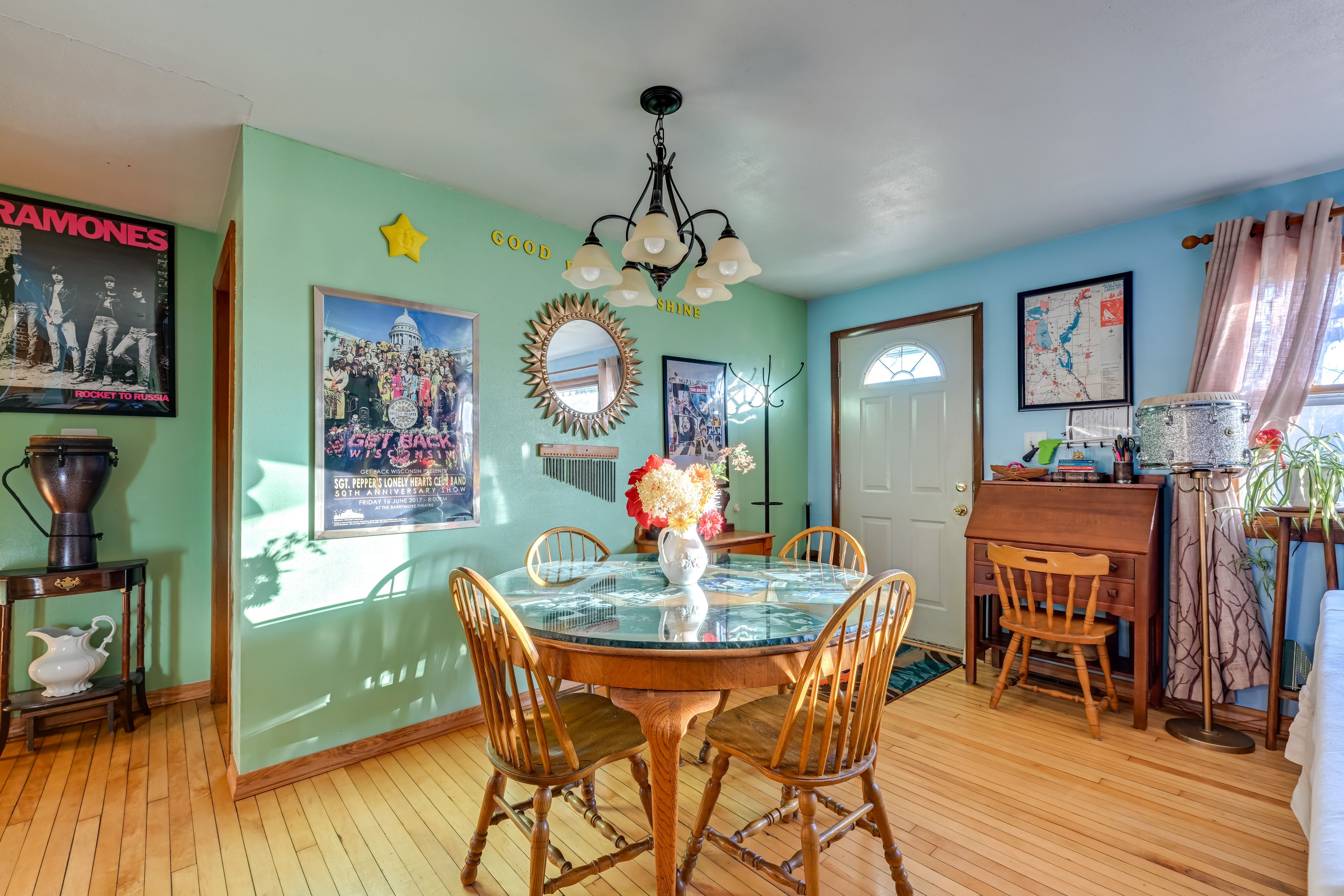Dining Area | Main Level