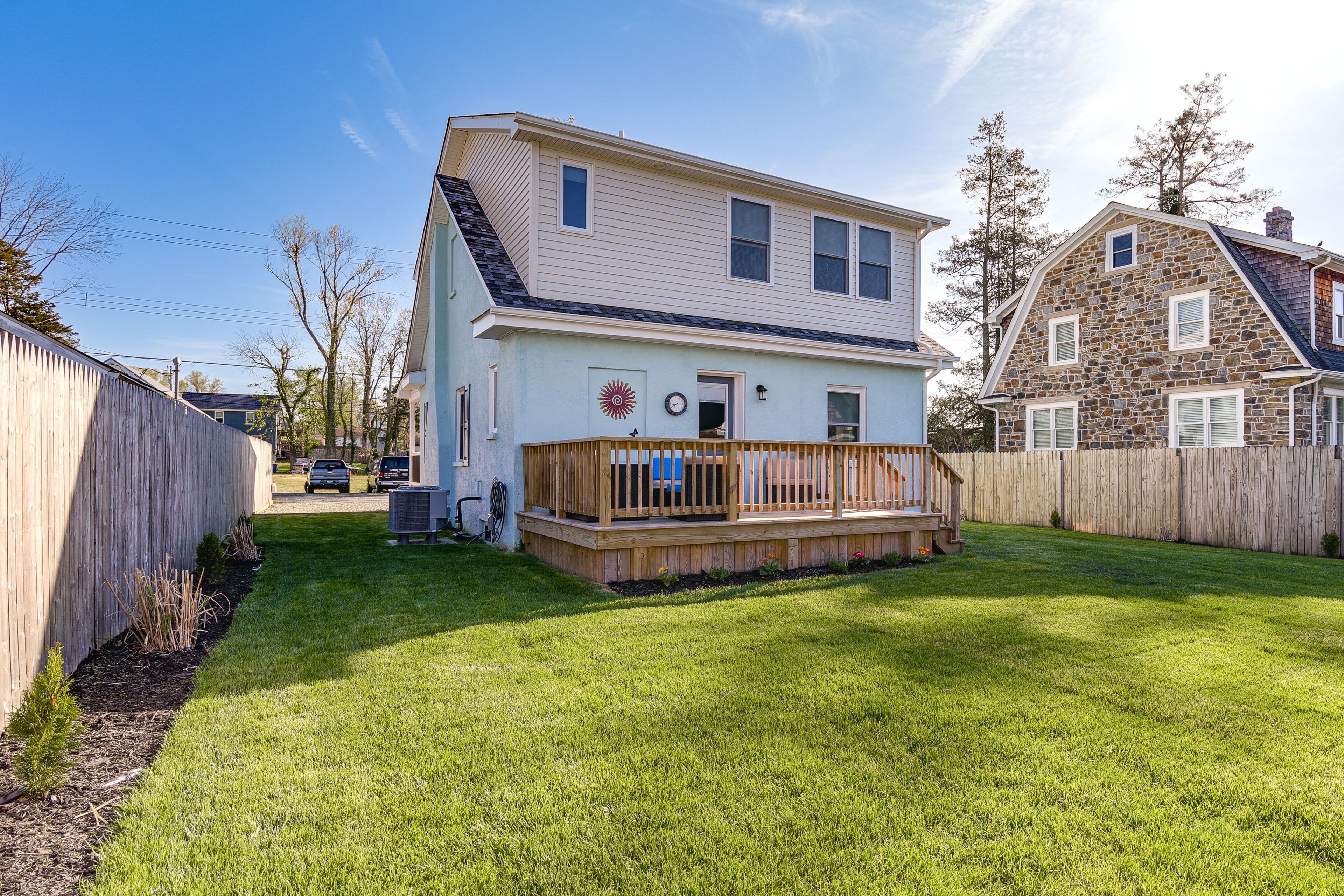 Backyard | Deck | Outdoor Seating