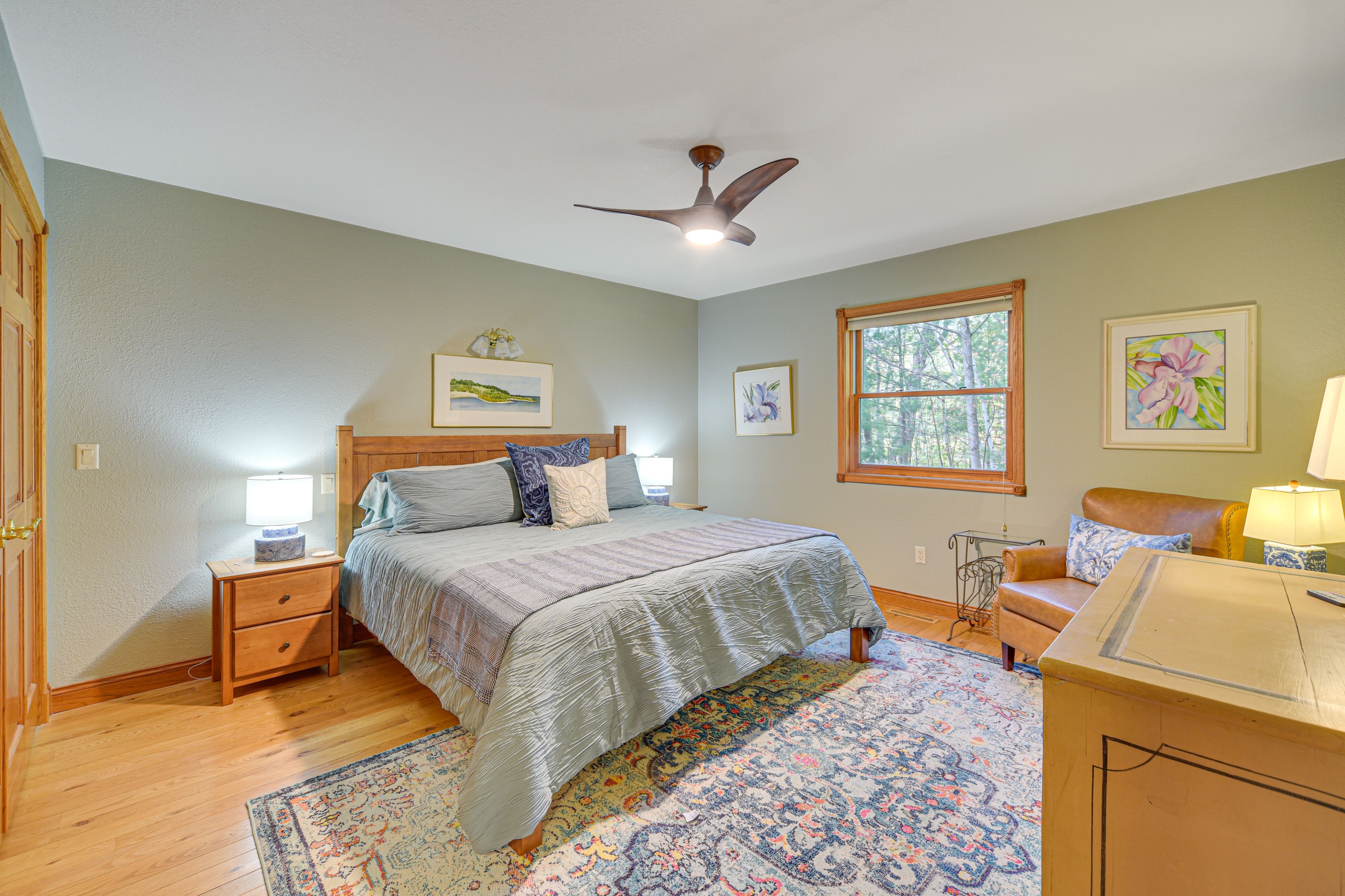 Bedroom 1 | Main Level | King Bed