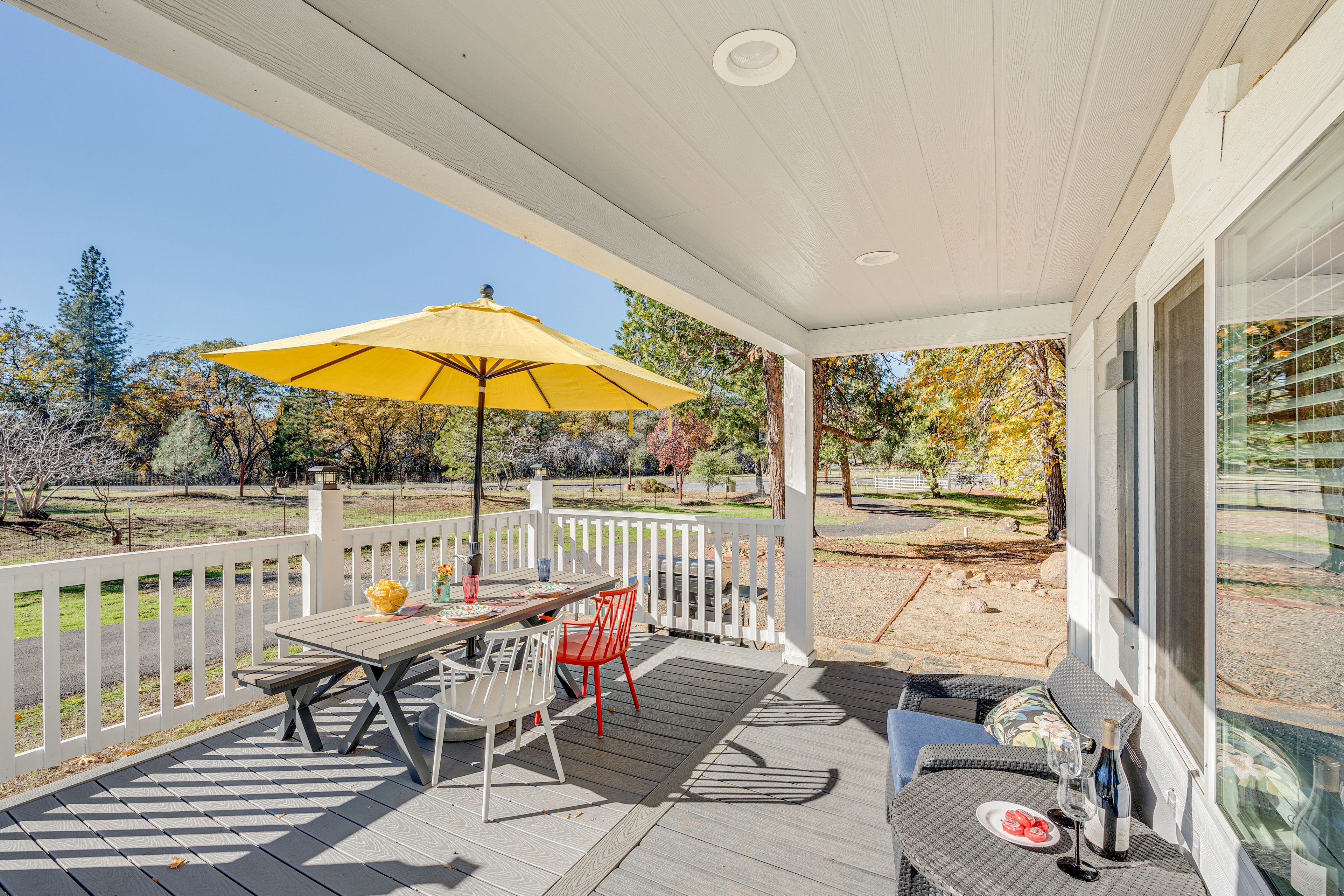 Cottage Exterior | Furnished Deck | Dining Area