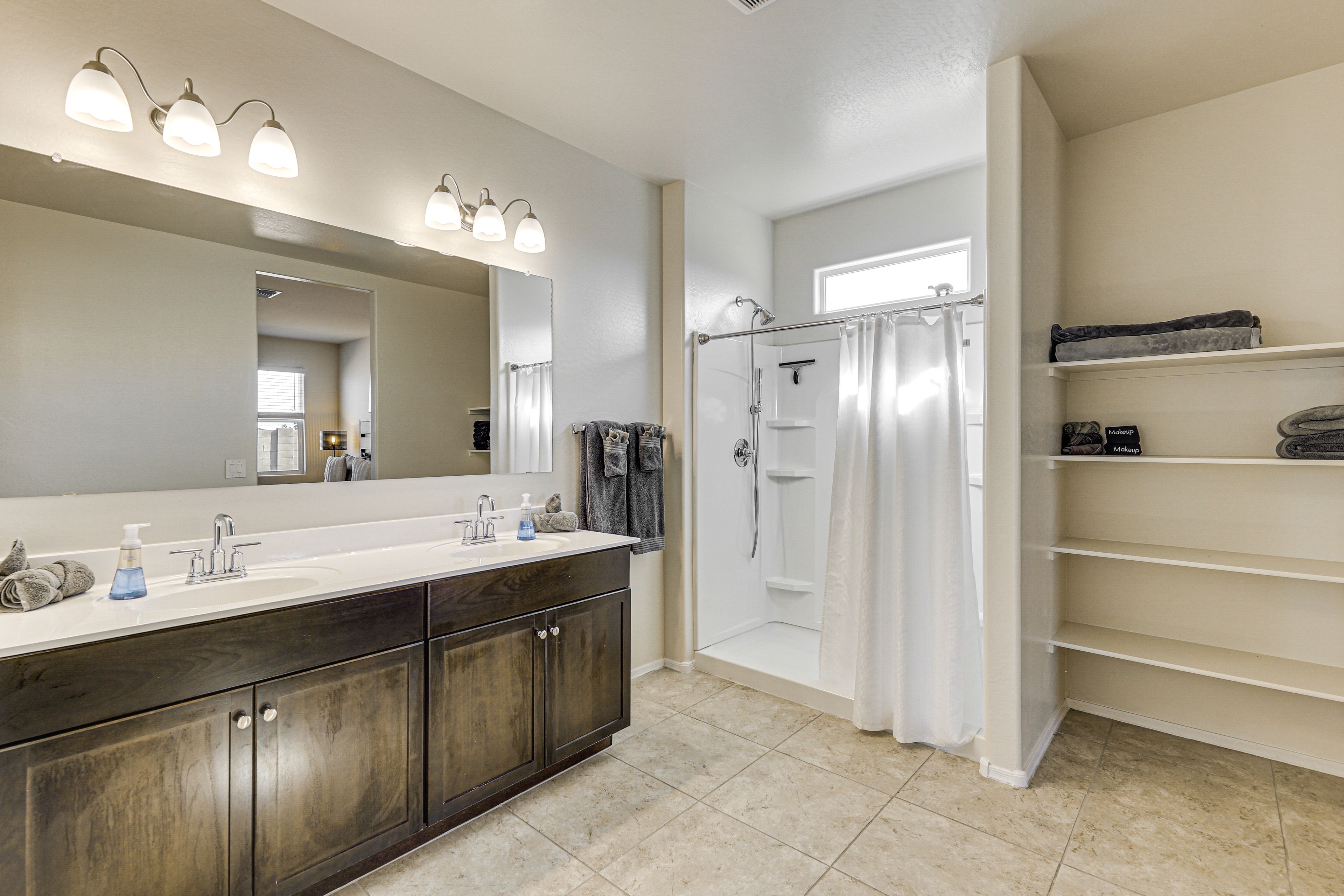 En-Suite Bathroom | Complimentary Toiletries