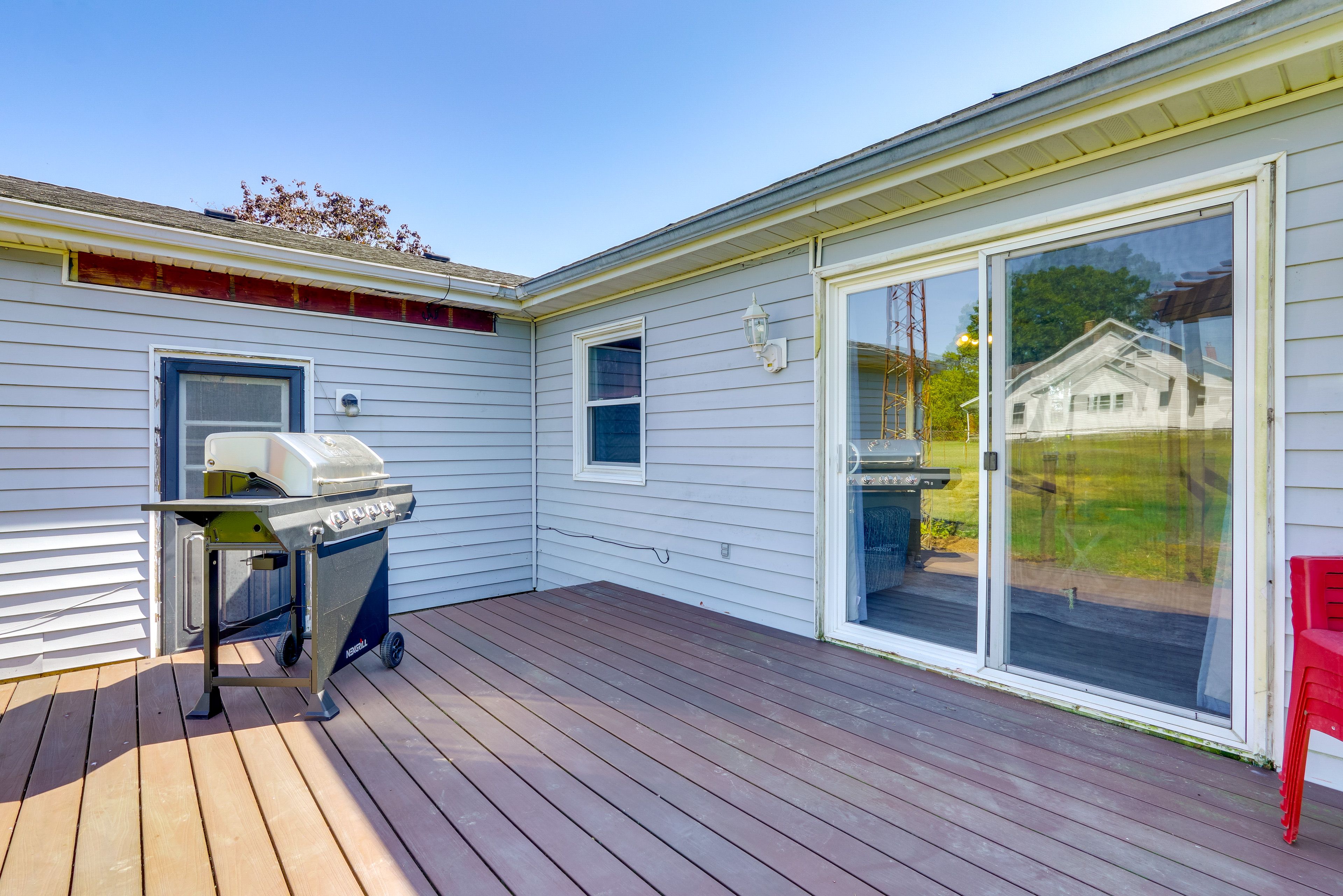 Deck | Gas Grill