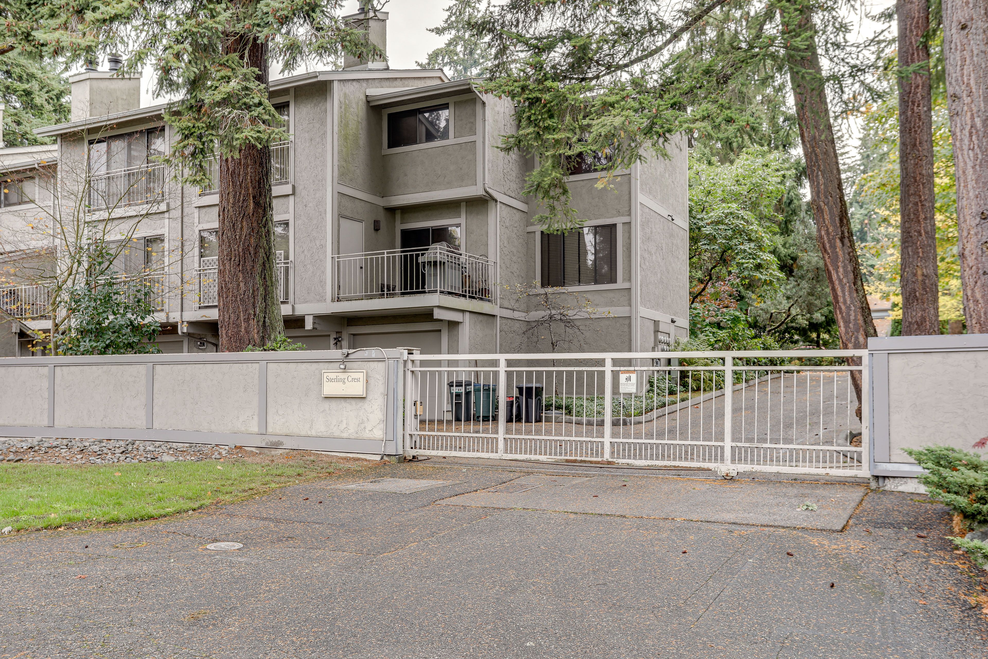 Exterior | Community Amenities