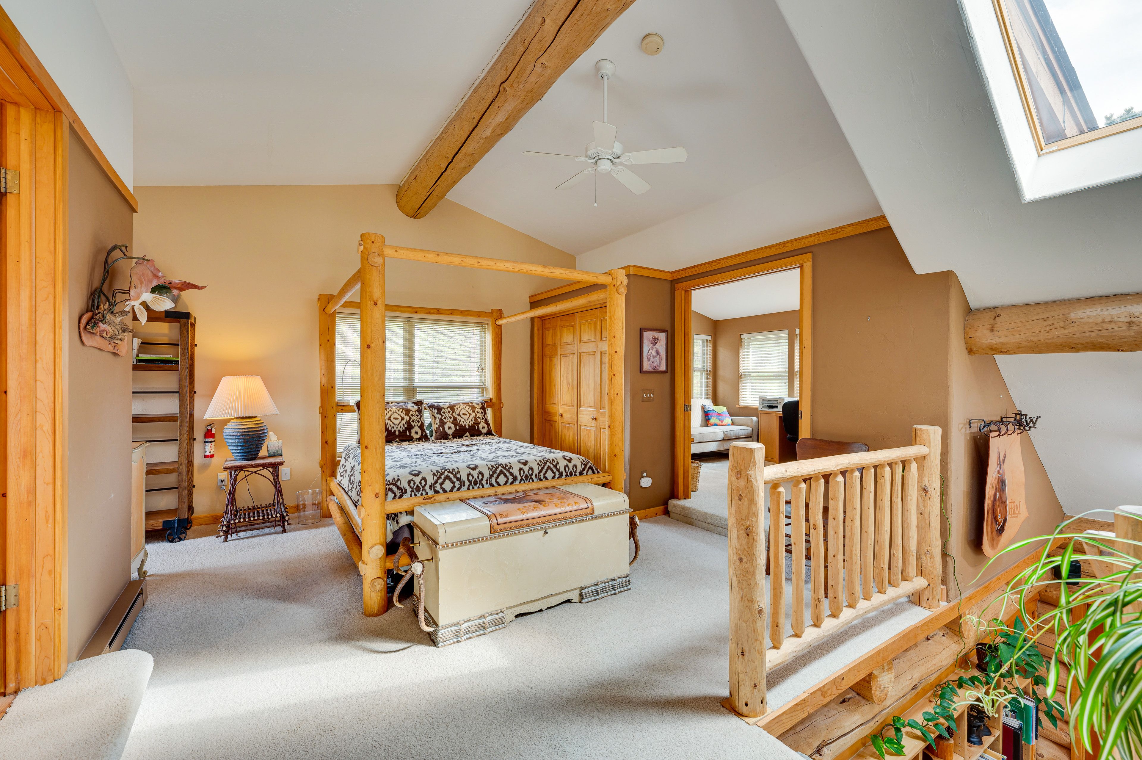 Bedroom 3 (Loft) | Queen Bed