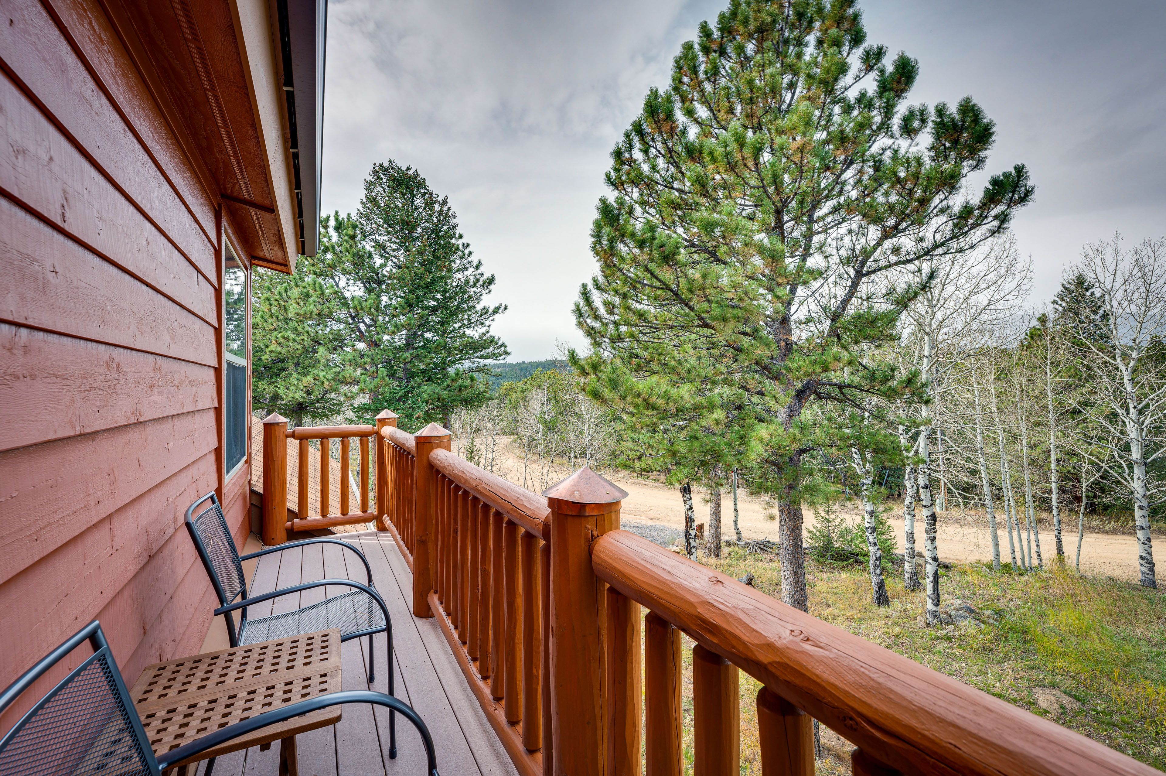 Balcony | Mountain Views