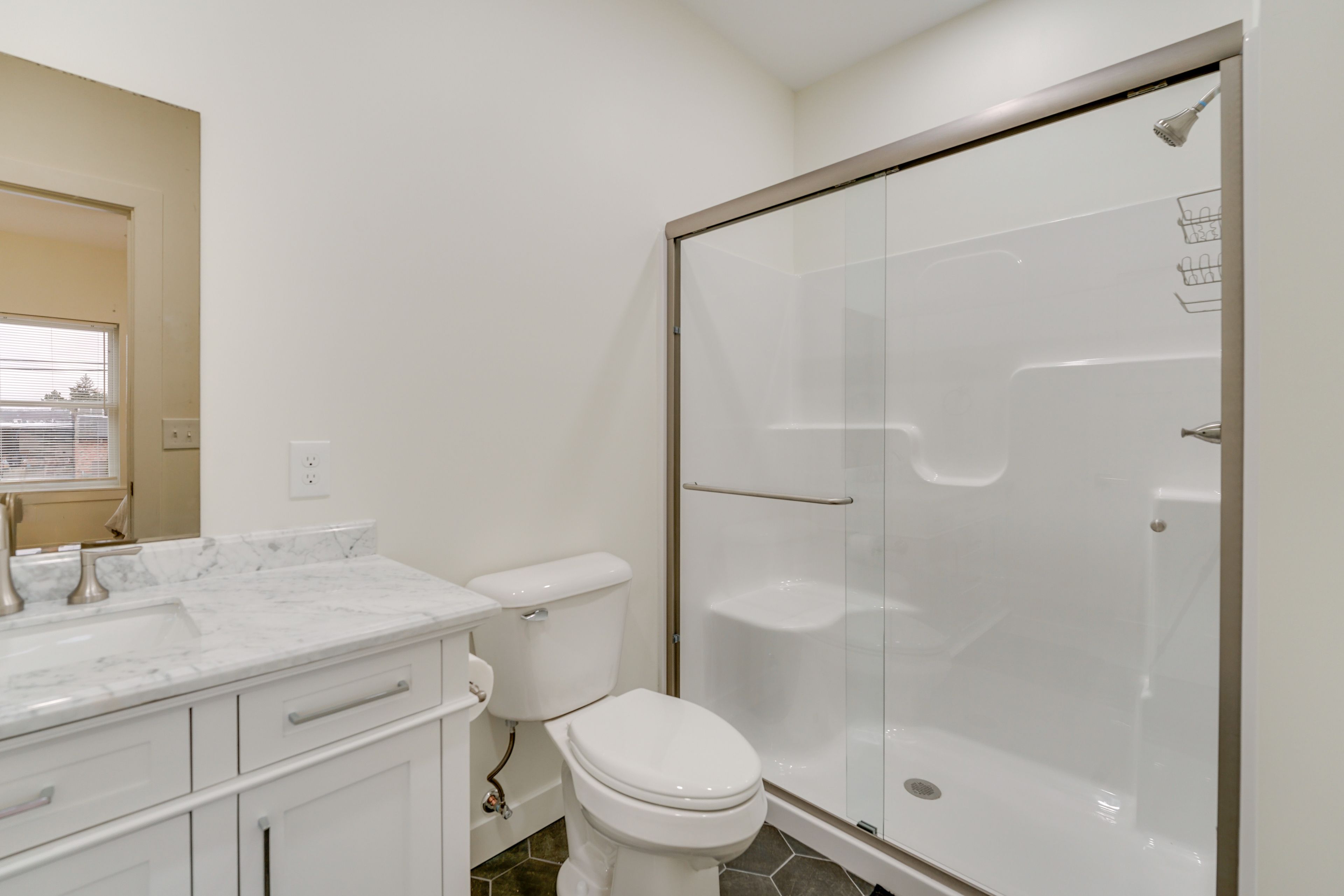 En-Suite Bathroom | Complimentary Toiletries | Linens & Towels