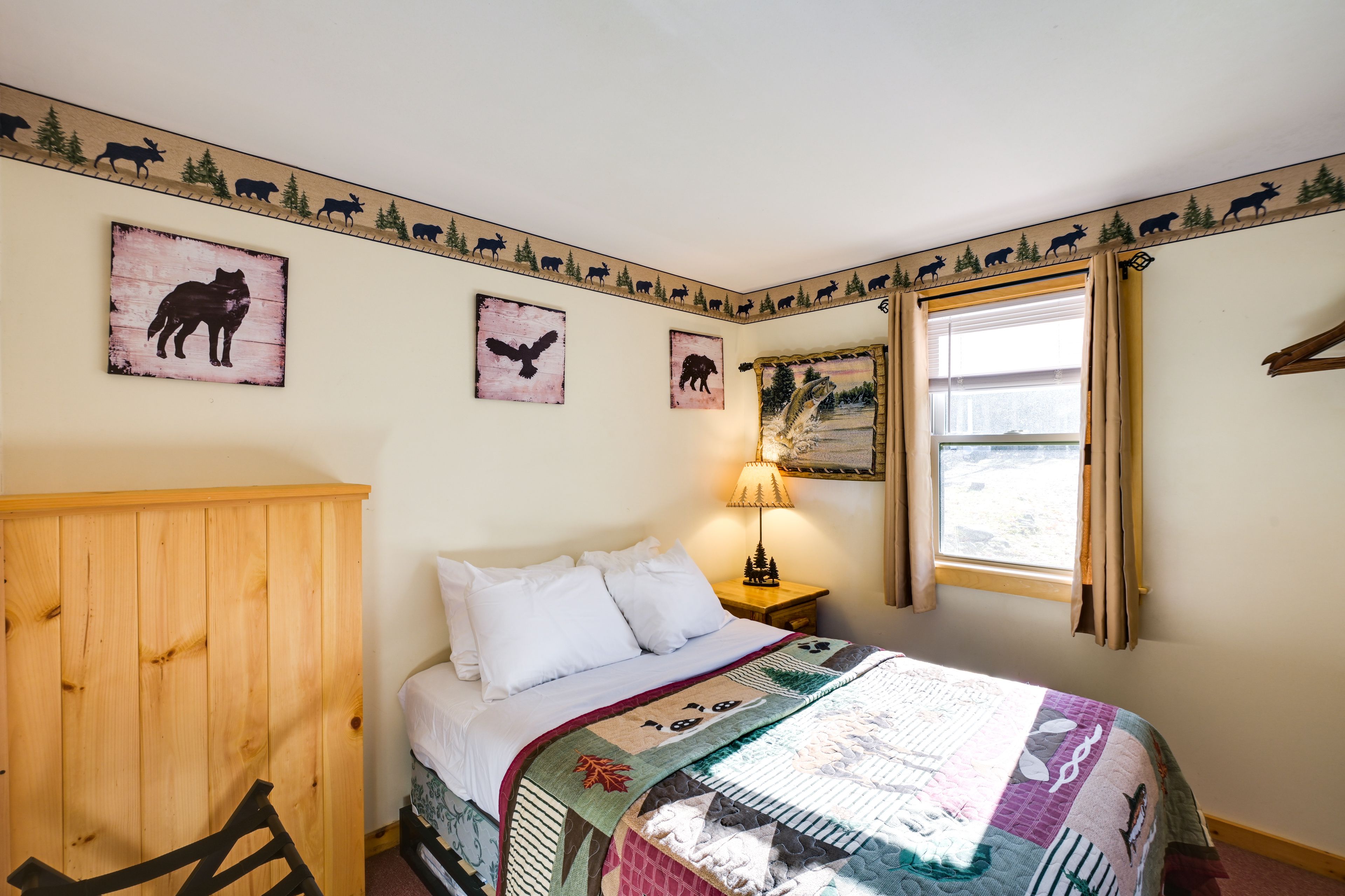 Bedroom | Full Bed | 1st Floor