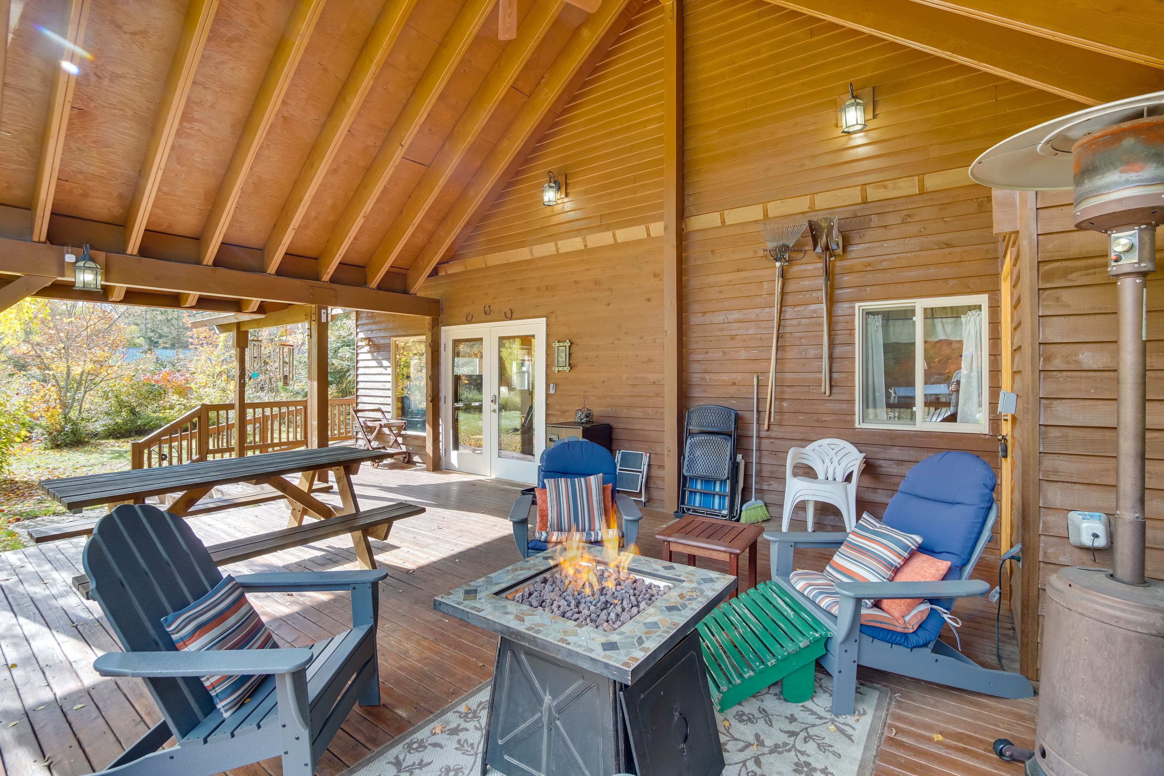 Back Deck | Gas Fire Table & Area Heater (Propane Provided)